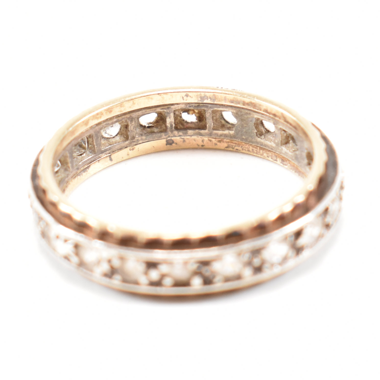 9CT GOLD SILVER & SPINEL ETERNITY RING - Image 7 of 9