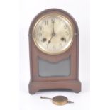 EARLY 20TH CENTURY BAKELITE 8-DAY MANTLE CLOCK