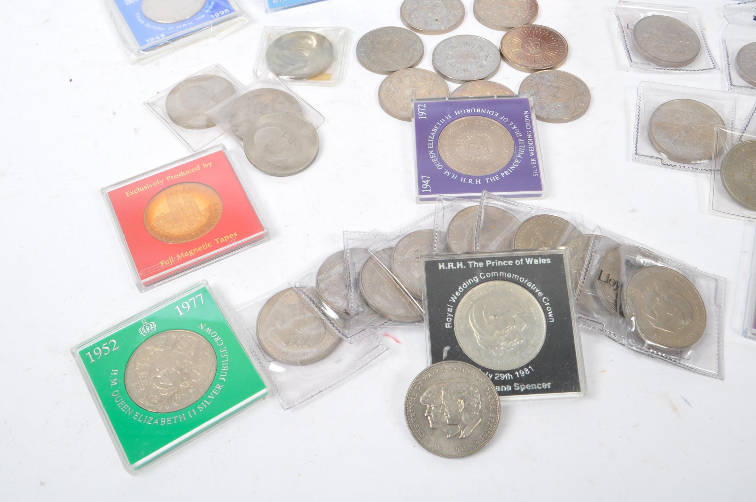 COLLECTION OF 20TH CENTURY BRITISH CURRENCY CROWN COINS - Image 5 of 7