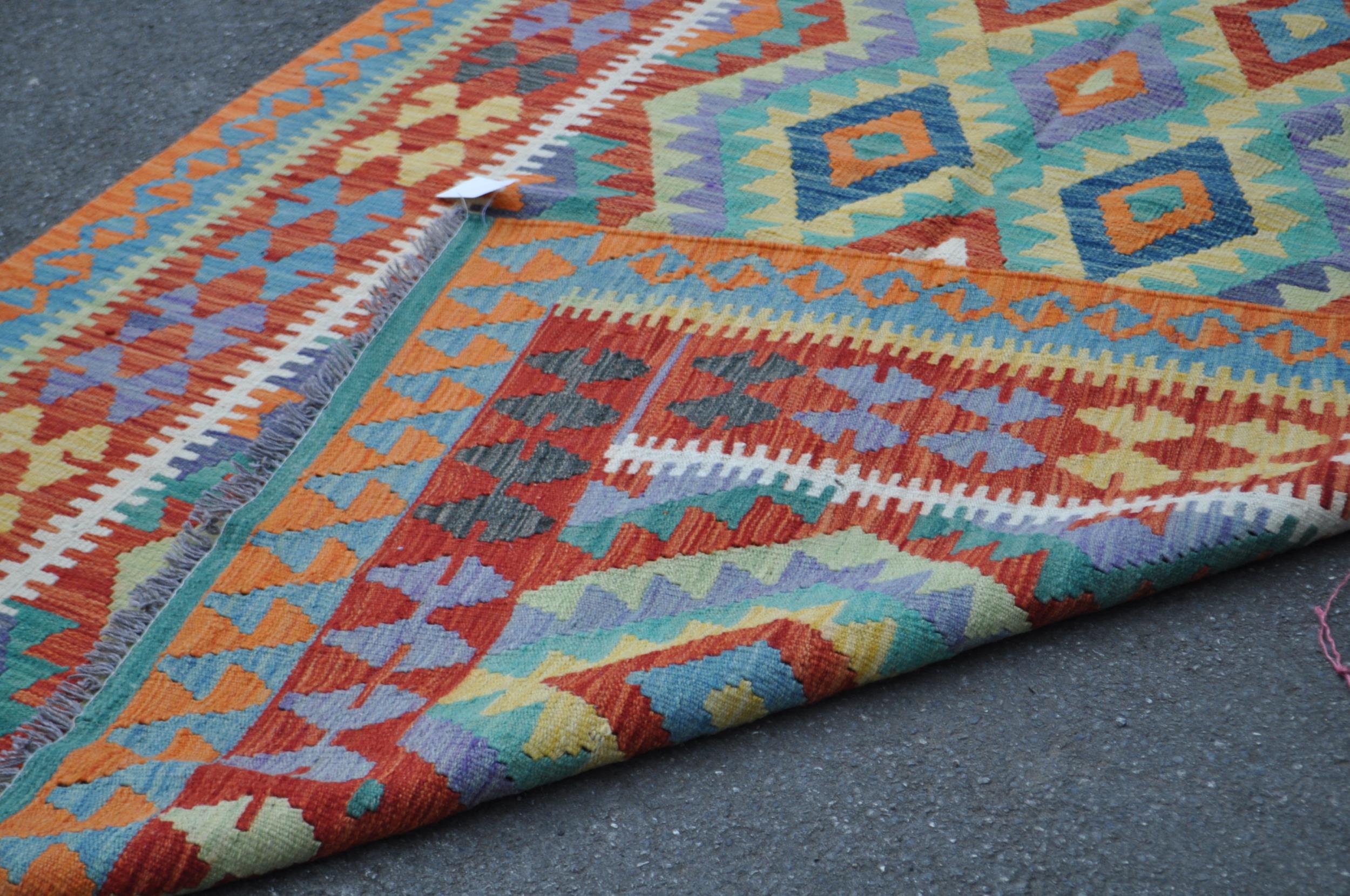 VINTAGE 20TH CENTURY ANATOLIAN TURKISH KILIM FLOOR RUG - Image 3 of 3