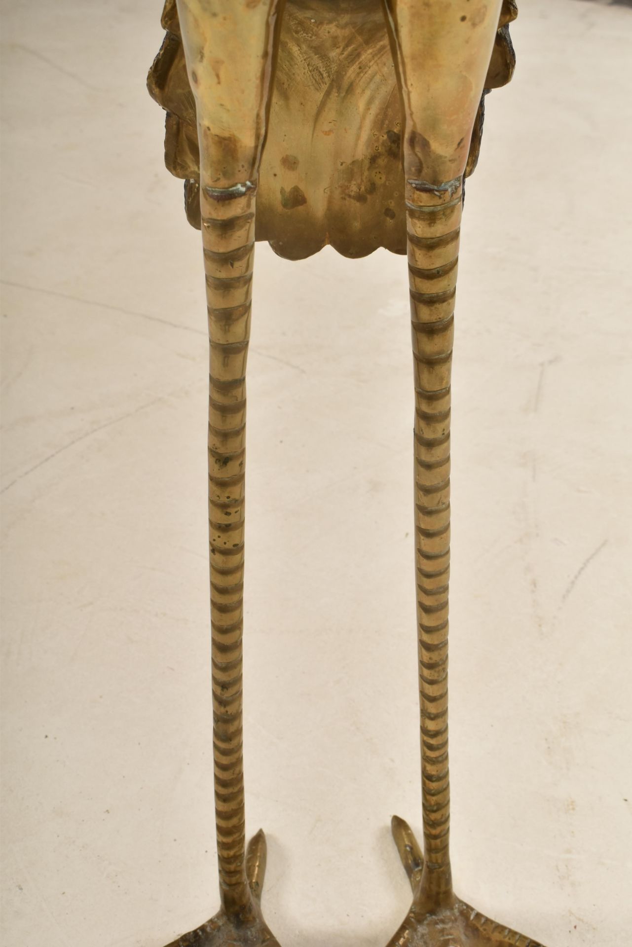 20TH CENTURY LARGE BRASS CRANE FIGURINE 铜 仙鹤 - Image 8 of 8