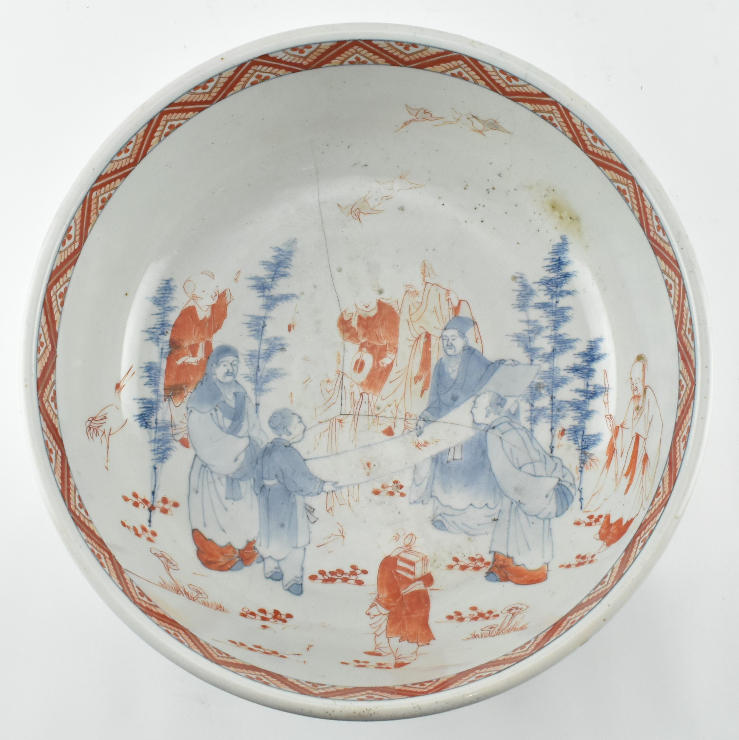 19TH CENTURY JAPANESE CERAMIC BLUE AND RED KO-IMARI BOWL - Image 4 of 8