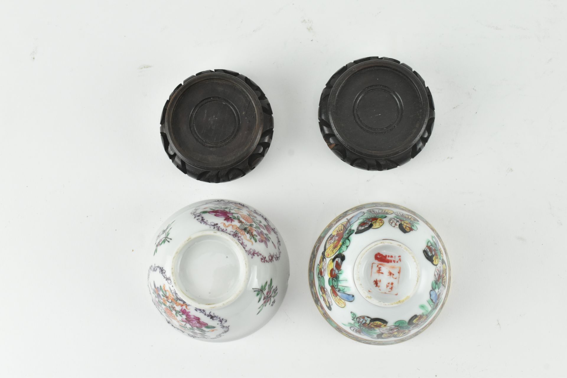 COLLECTION OF FOUR CHINESE EXPORT CERAMICS AND DISHES - Bild 4 aus 7