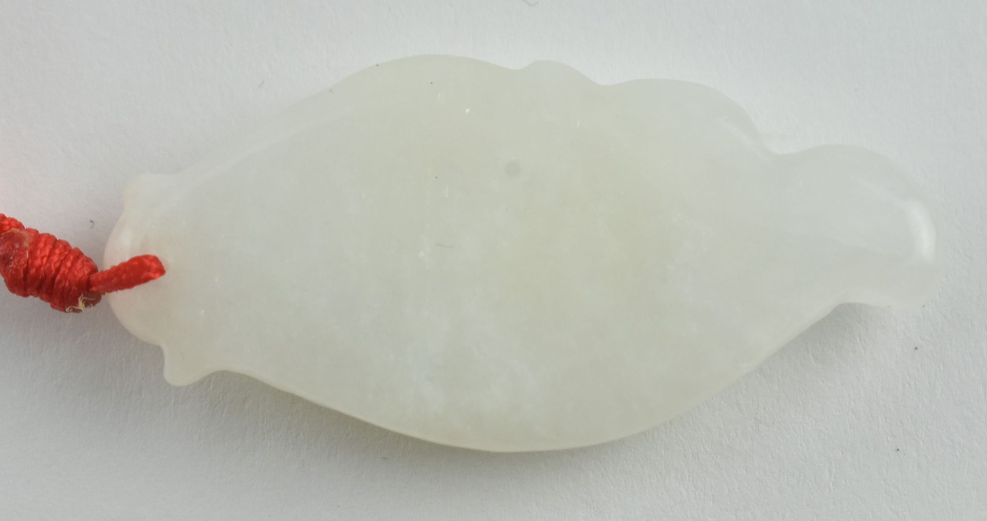 HETIAN WHITE JADE HAND CARVED FISH PENDANT和田玉鱼跃龙门玉佩 - Bild 3 aus 5