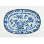 18TH CENTURY BLUE AND WHITE PEONY PLATE 清 青花 花卉盘子