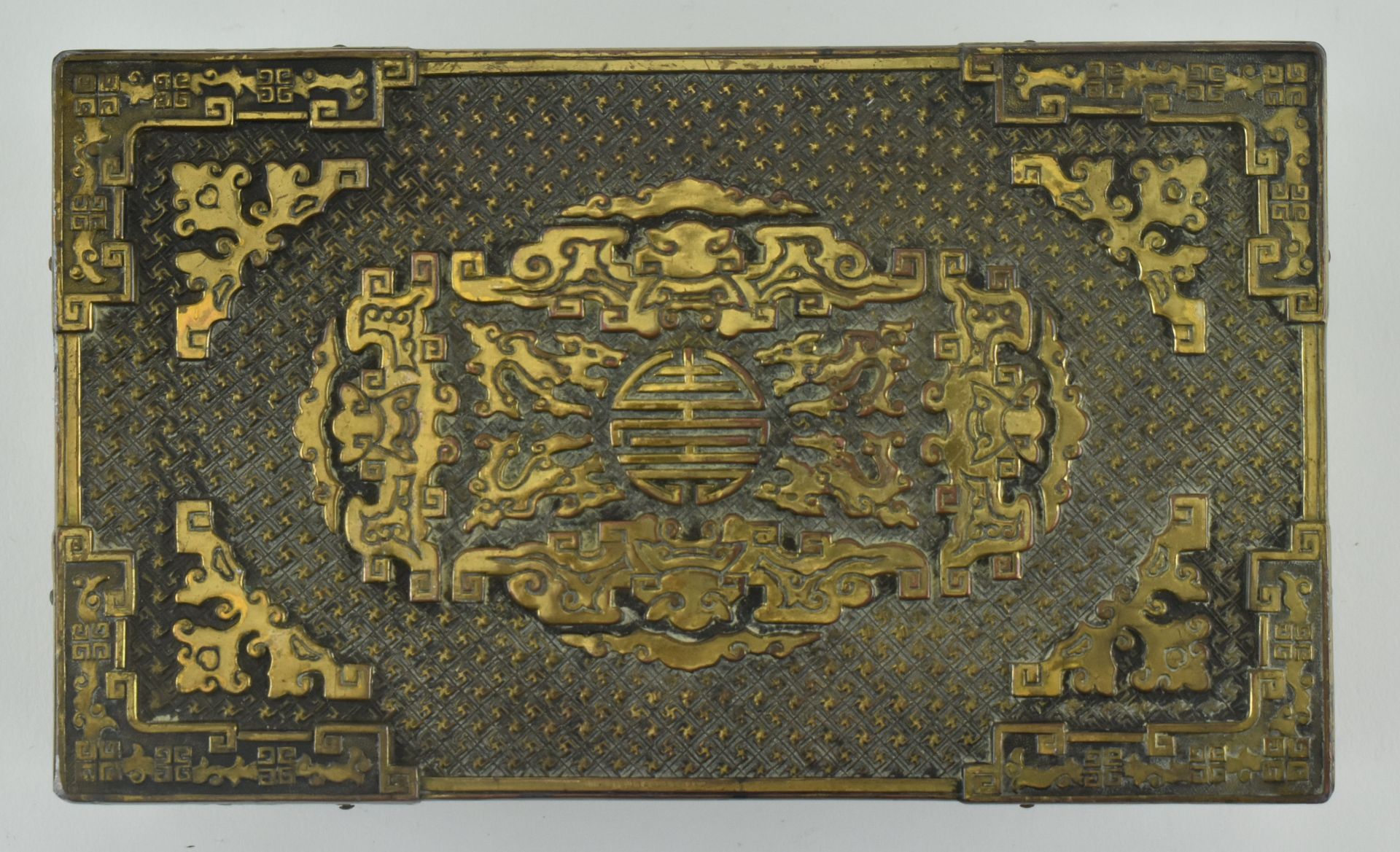 CHINESE BRASS LINED WOODEN BOX WITH HINGED COVER 铜镶木盒 - Bild 3 aus 8