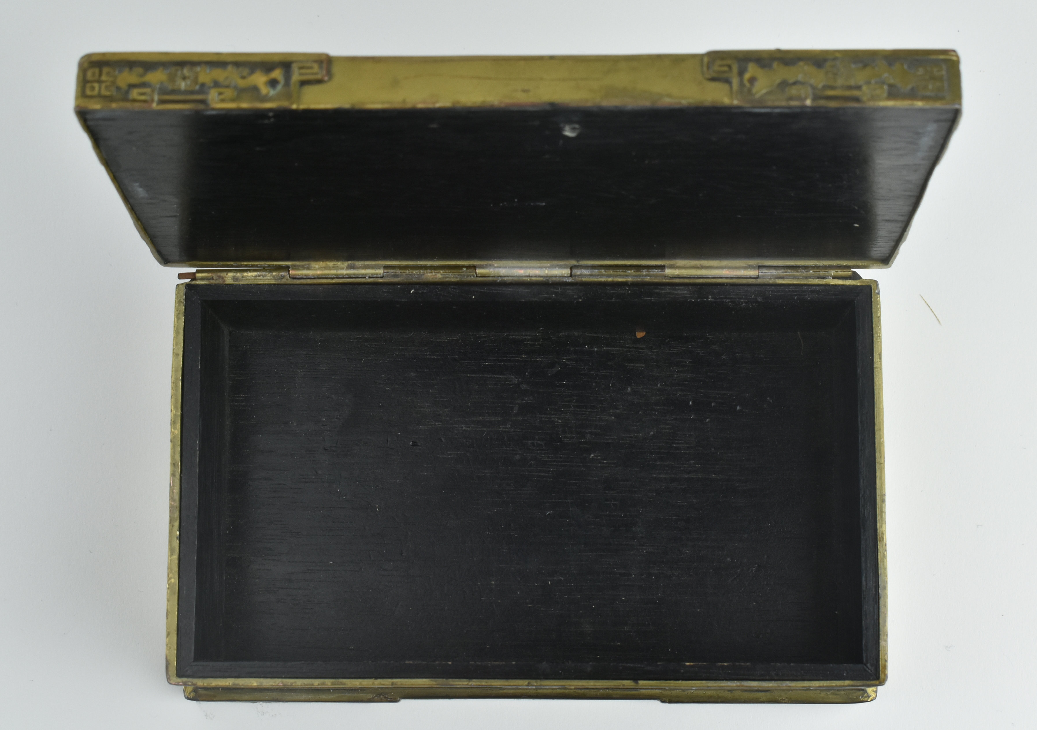 CHINESE BRASS LINED WOODEN BOX WITH HINGED COVER 铜镶木盒 - Image 6 of 8