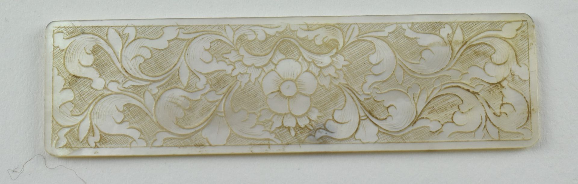 QING DYNASTY MOTHER OF PEARL GAMING TOKENS 清十三行贝母筹码 - Image 11 of 11