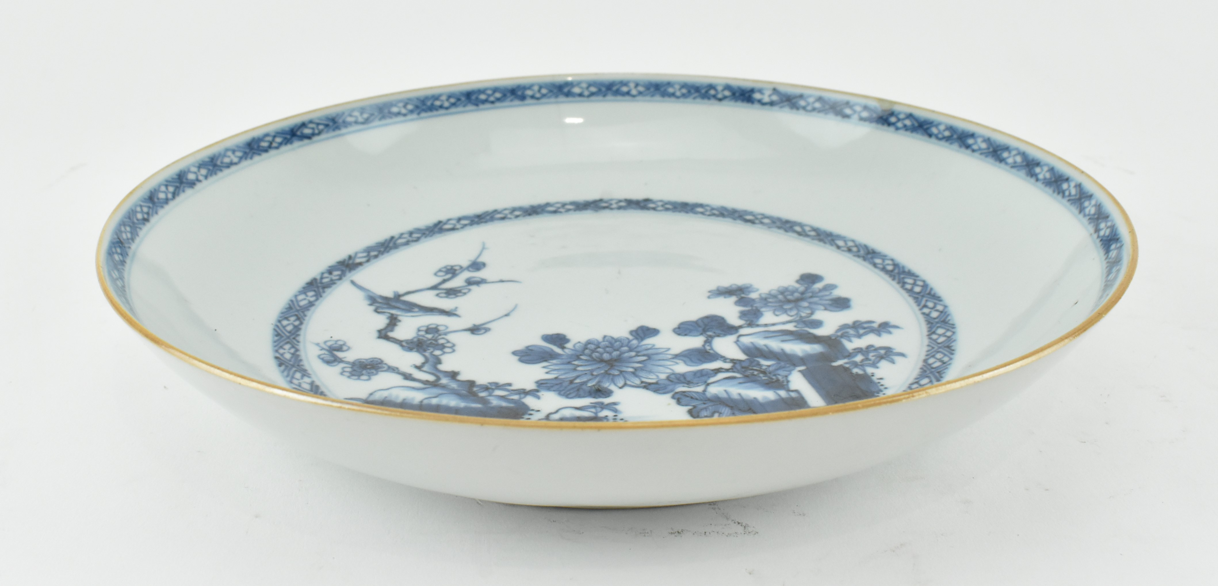 QING 18TH CENTURY BLUE AND WHITE CHARGER 清 康熙青花花鸟盘 - Image 3 of 5