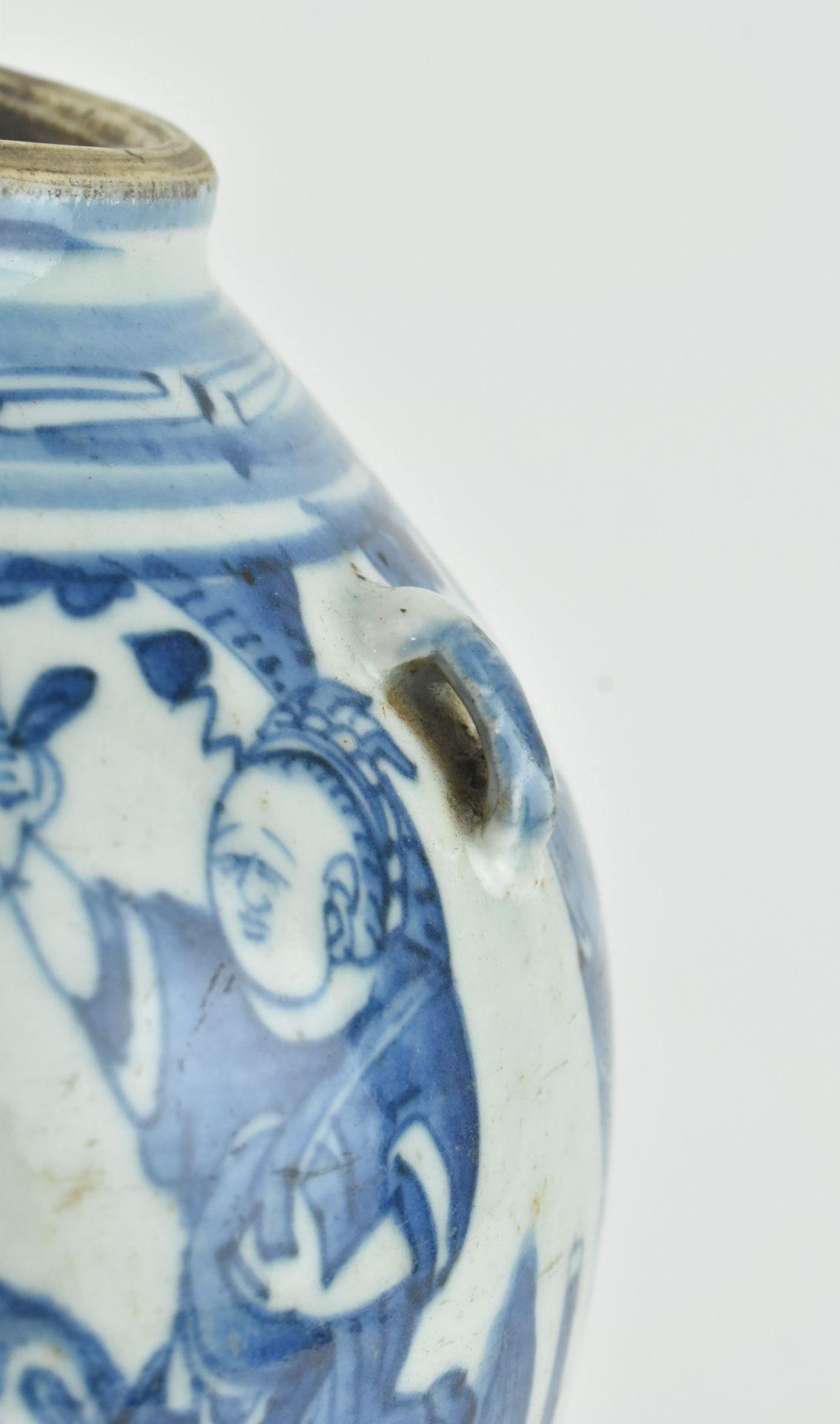 QING DYNASTY BLUE AND WHITE WINE POT JUG 清 麒麟送子 酒瓶 - Image 5 of 7