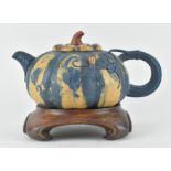 CHINESE YIXING "PUMPKIN" ZISHA TEAPOT 手绘紫砂南瓜壶