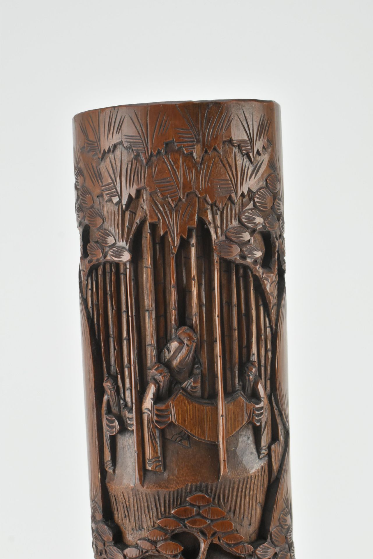 BAMBOO CARVED SEVEN SAGES IN BAMBOO GROVE BRUSH HOLDER - Image 2 of 7