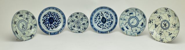 GROUP OF SIX BLUE AND WHITE EXPORT PLATES, QING DYNASTY