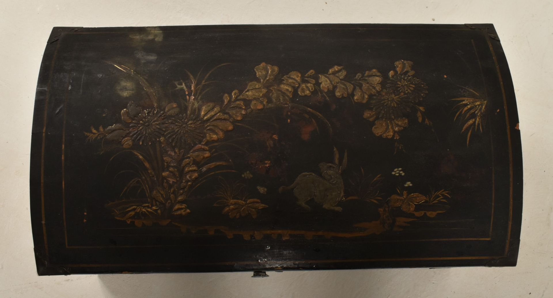 QING DYNASTY WOODEN LACQUERED STORAGE CHEST 清 富贵木宝箱 - Image 2 of 10