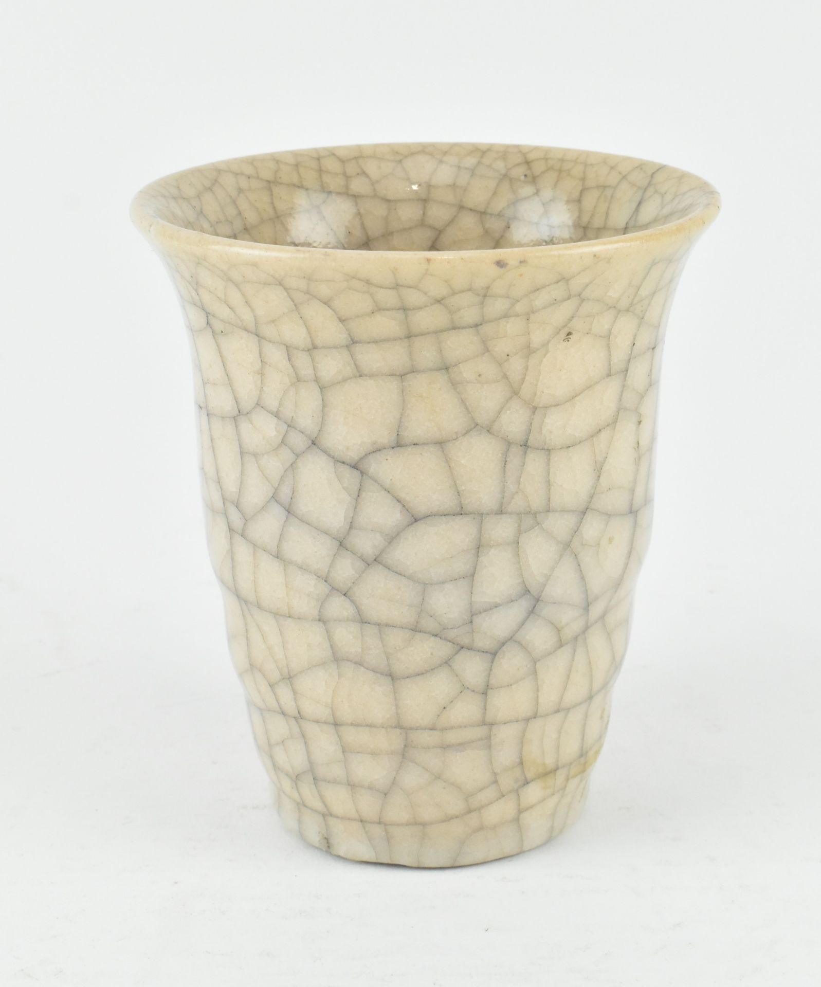 GEYAO TYPE YELLOW GLAZE CRACKLED VASE 清 仿哥窑黄釉瓶 - Bild 2 aus 6