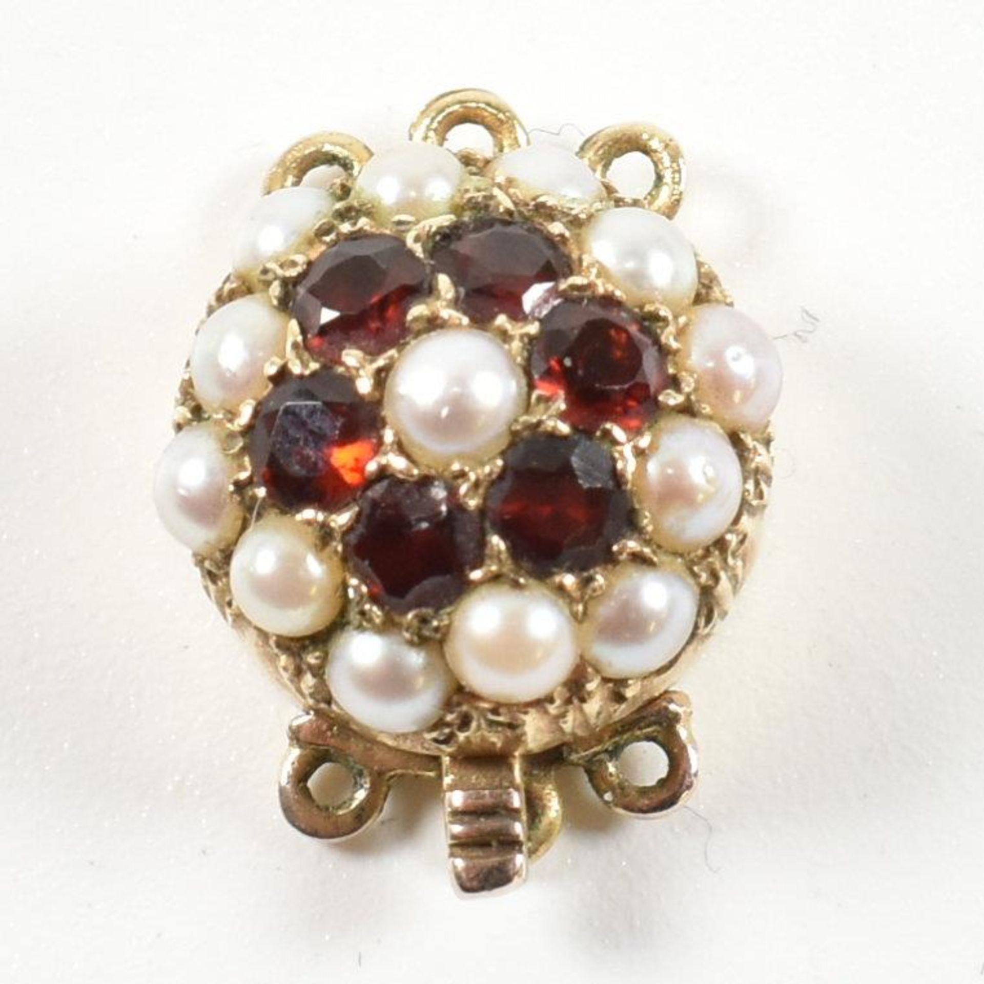 HALLMARKED 9CT GOLD PEARL & GARNET CLUSTER NECKLACE BOX CLASP - Image 2 of 7