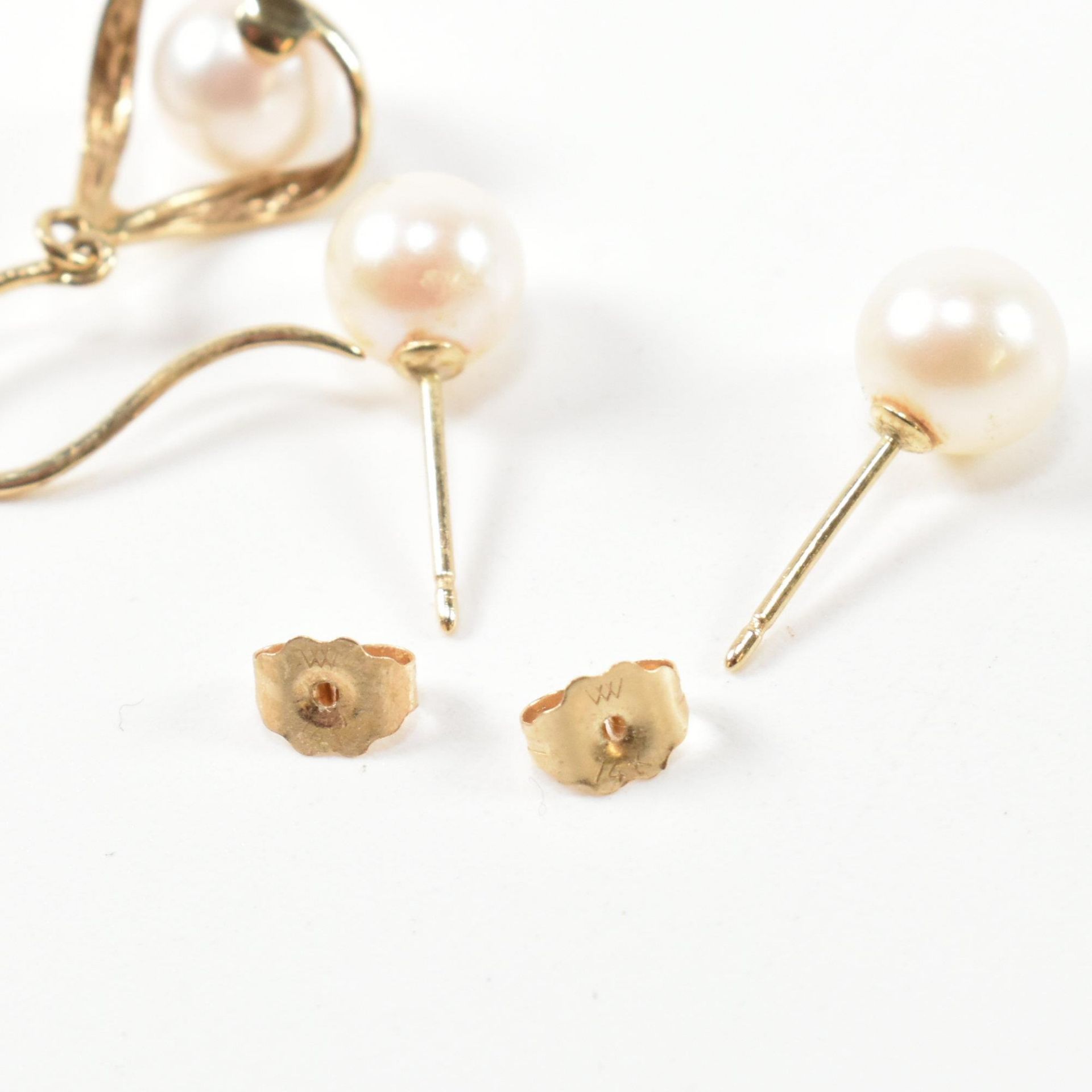 TWO PAIRS OF GOLD & CULTURED PEARL EARRINGS - Image 5 of 6