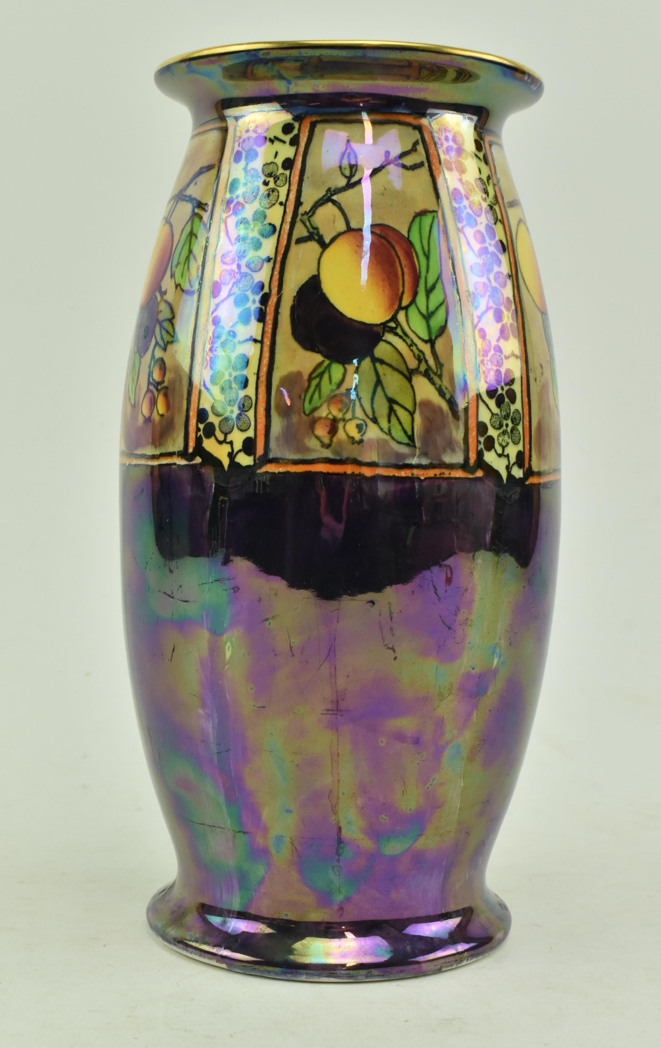 WILKINSON - VINTAGE 20TH CENTURY HAND PAINTED LUSTRE VASE - Image 3 of 4