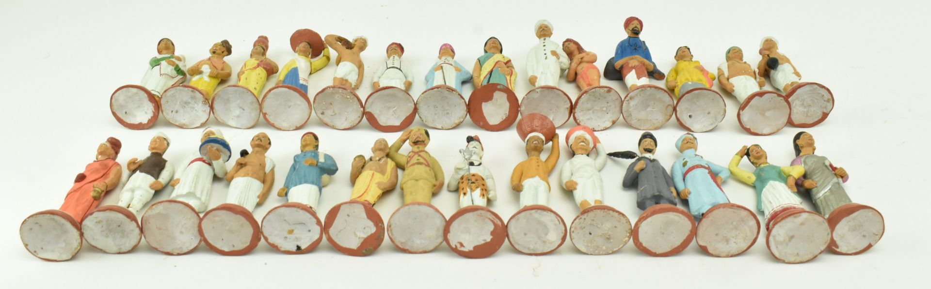 COLLECTION OF 28 INDIAN CLAY TERRACOTTA OVER WIRE FIGURINES - Image 6 of 6