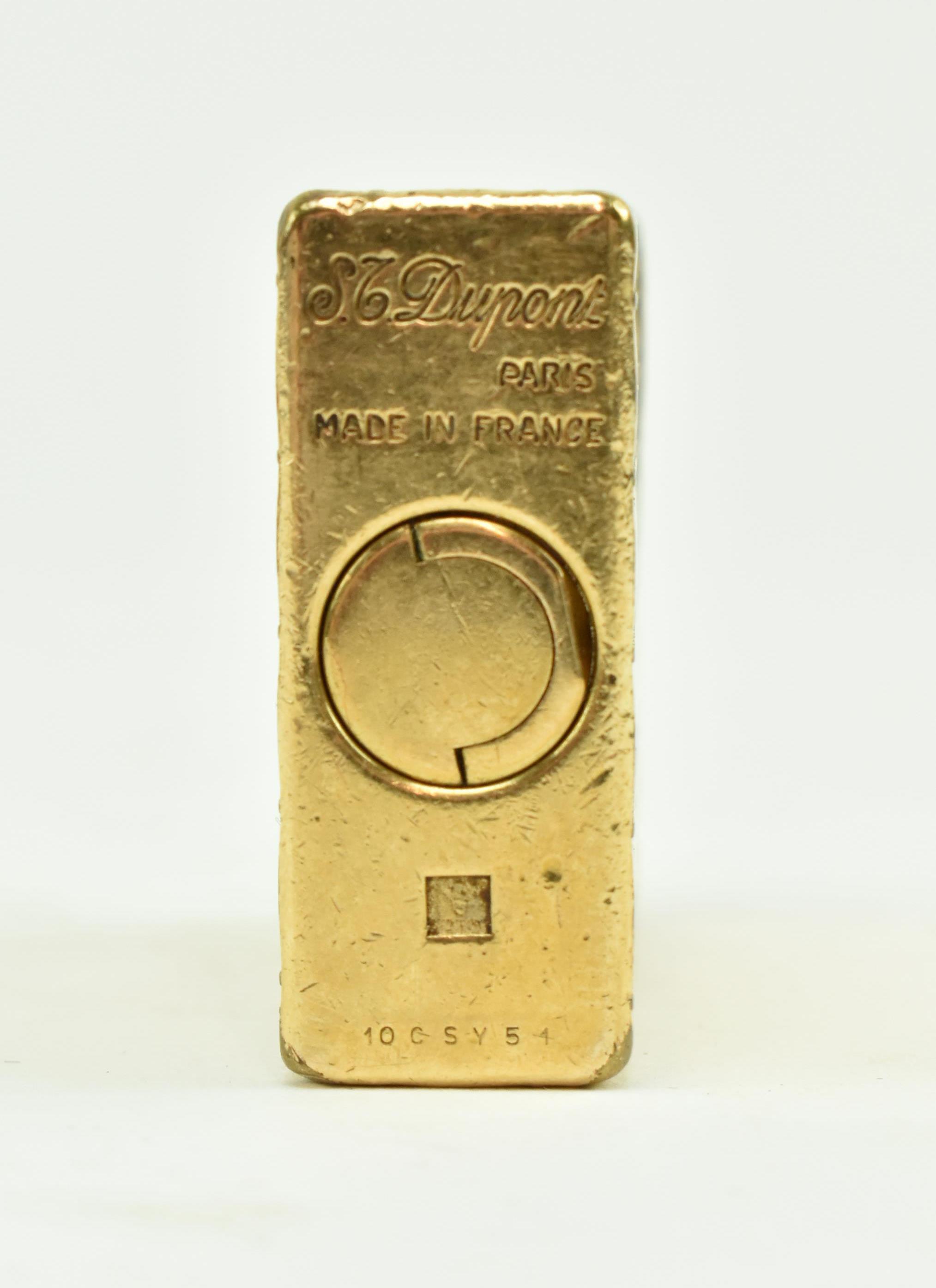 S. T. DUPONT - VINTAGE GOLD PLATED LIGHTER IN ORIGINAL CASE - Image 5 of 7