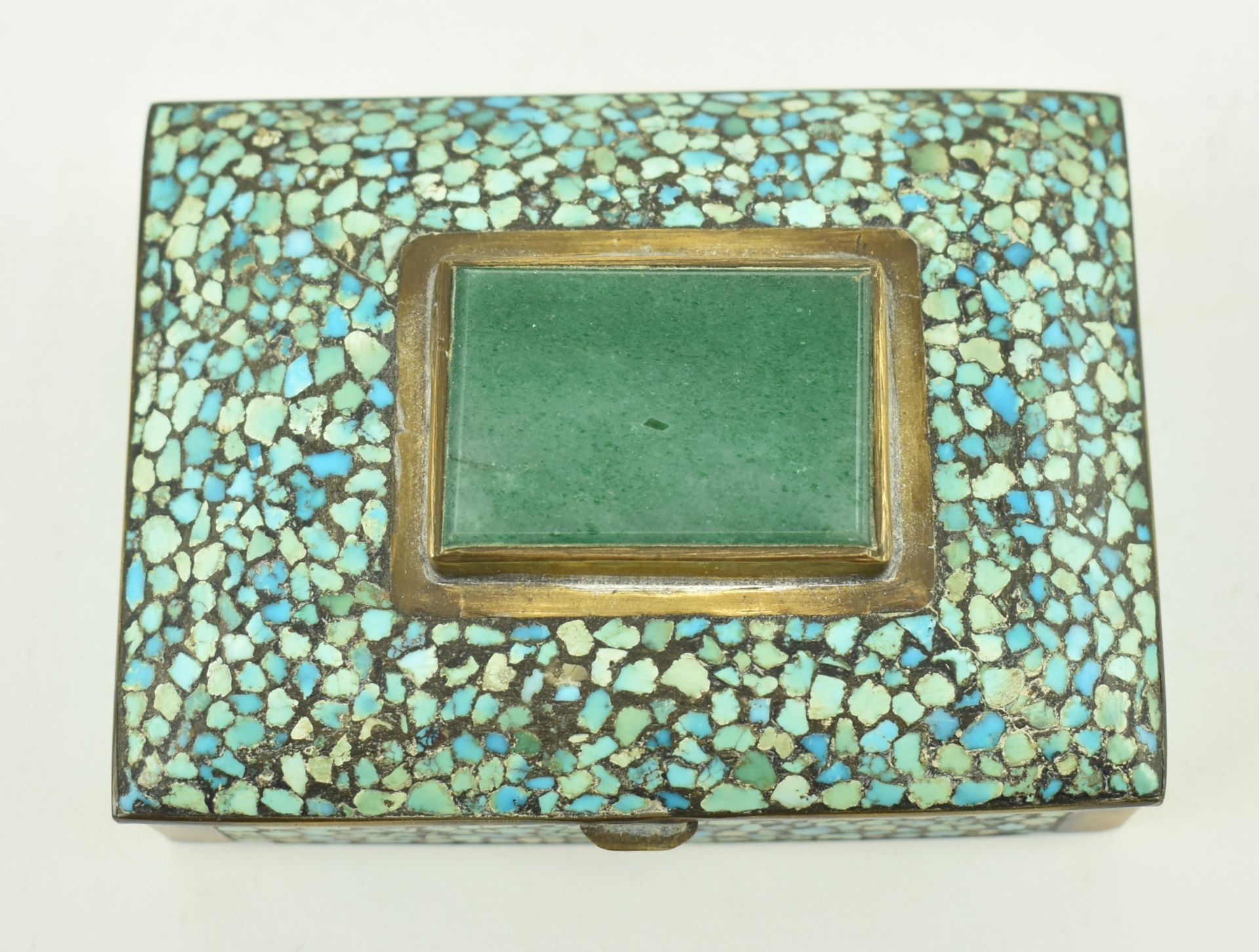 CHINESE LATE 19TH CENTURY BRASS & TURQUOISE INSET TRINKET BOX - Image 2 of 5