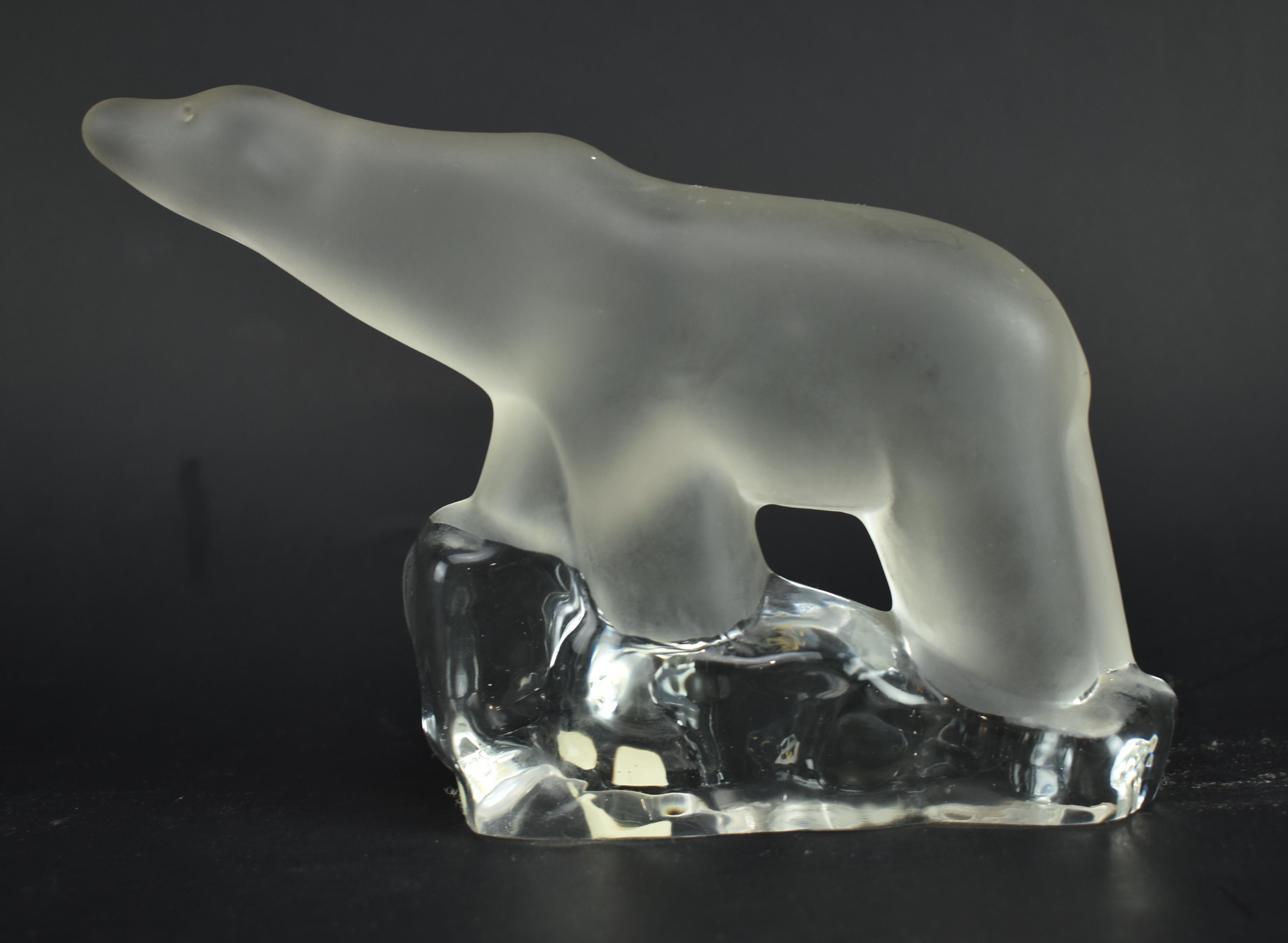 REIJMYRE GLASS POLAR BEAR & STROMBERGSHYTANN GLASS VASE - Image 6 of 8