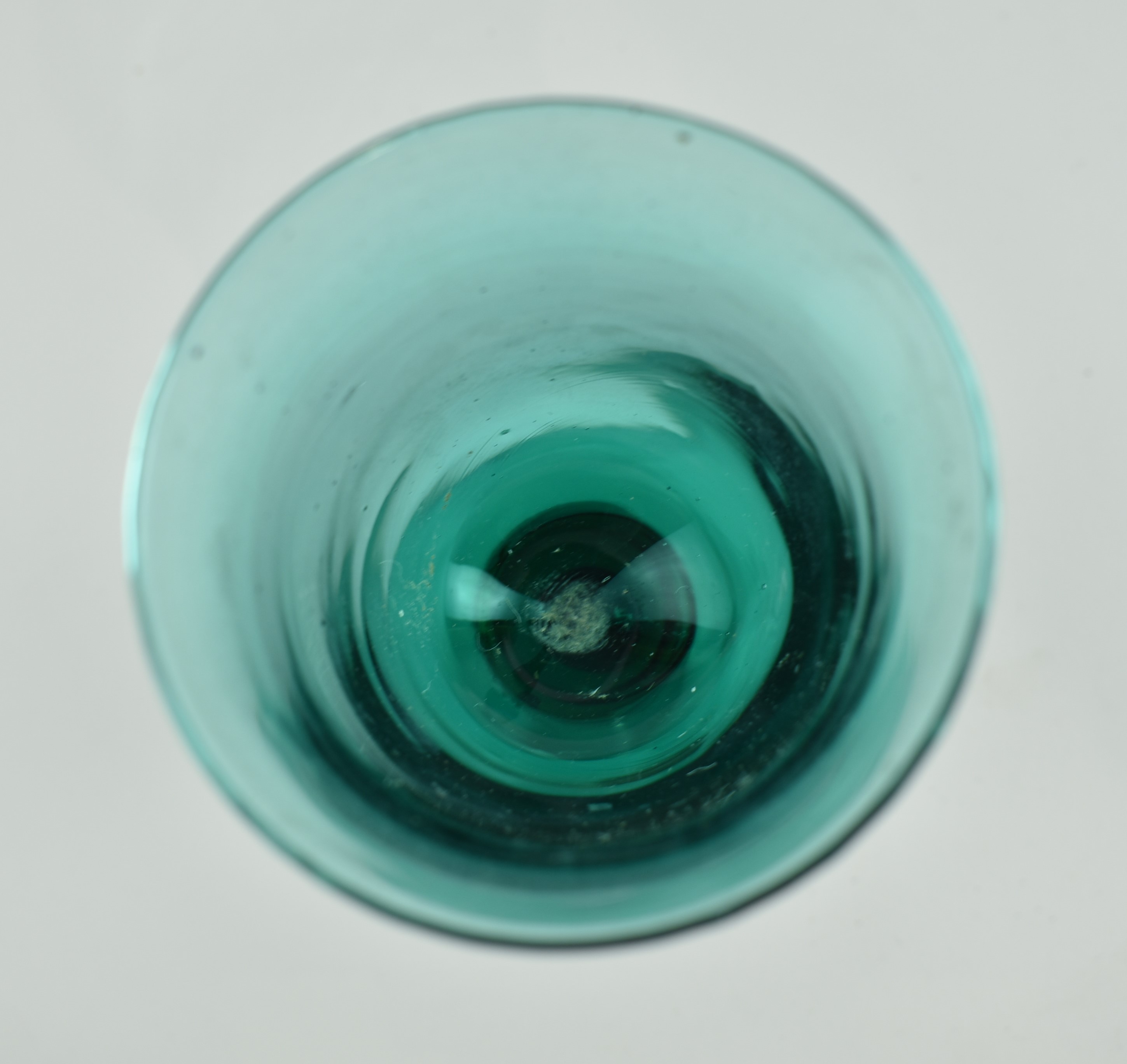 TWO EARLY-MID 20TH CENTURY GREEN - BLUE DRINKING GLASSES - Image 4 of 8