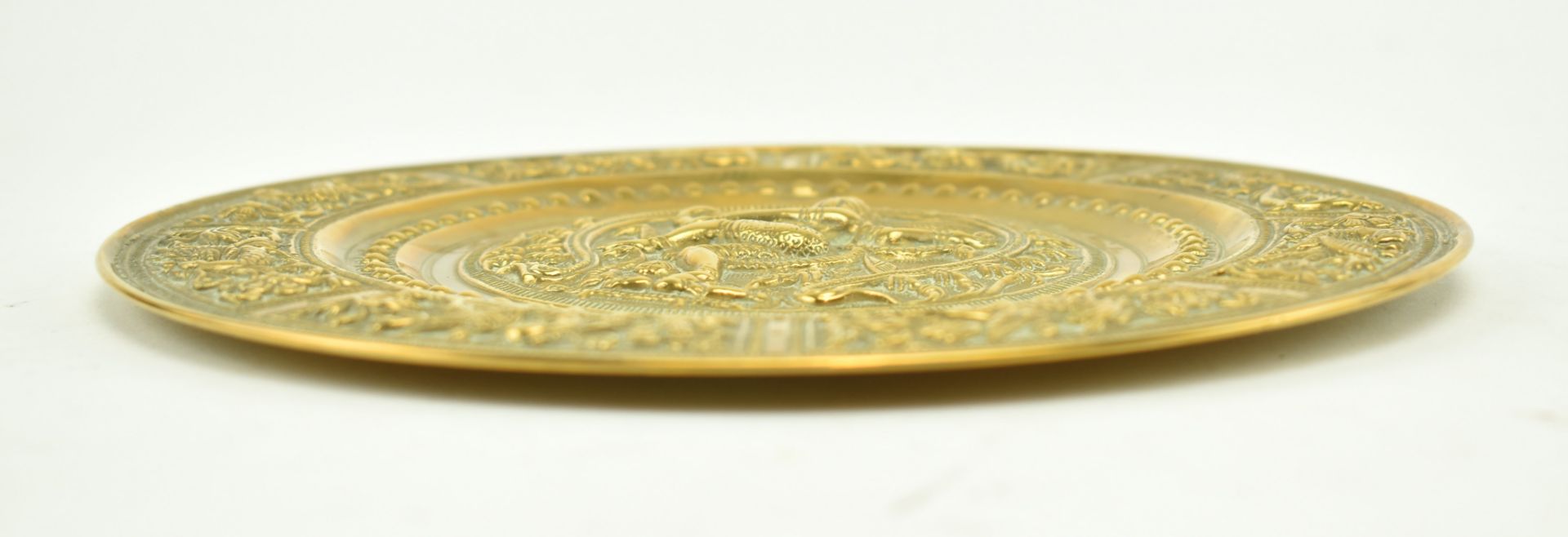 INDIAN BRASS WALL PLAQUE AND EXPORT CONFERENCE HOLDER - Image 5 of 10