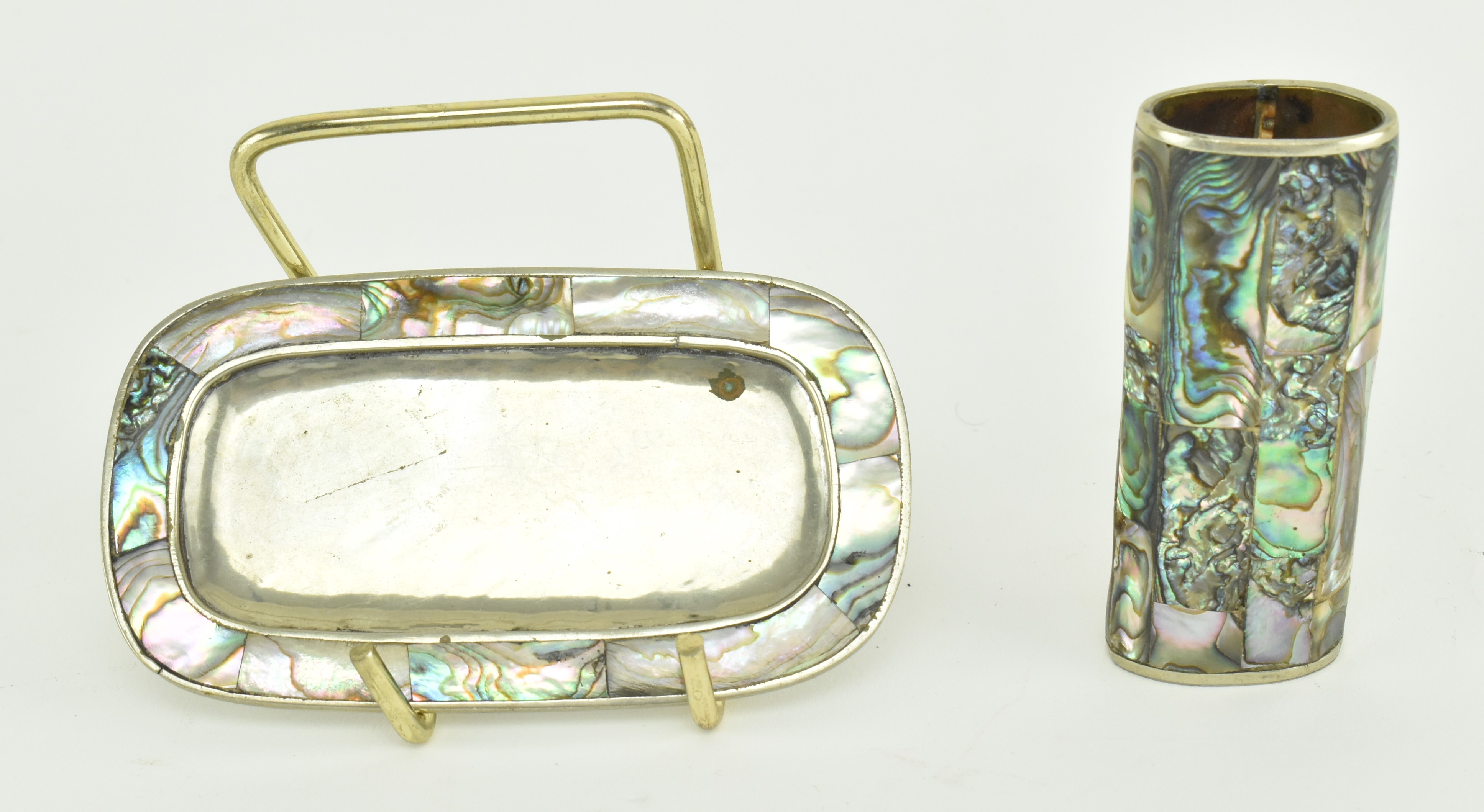COLLECTION OF VINTAGE ABALONE ITEMS, INCL. SALT & PEPPER SHAKERS - Image 2 of 12