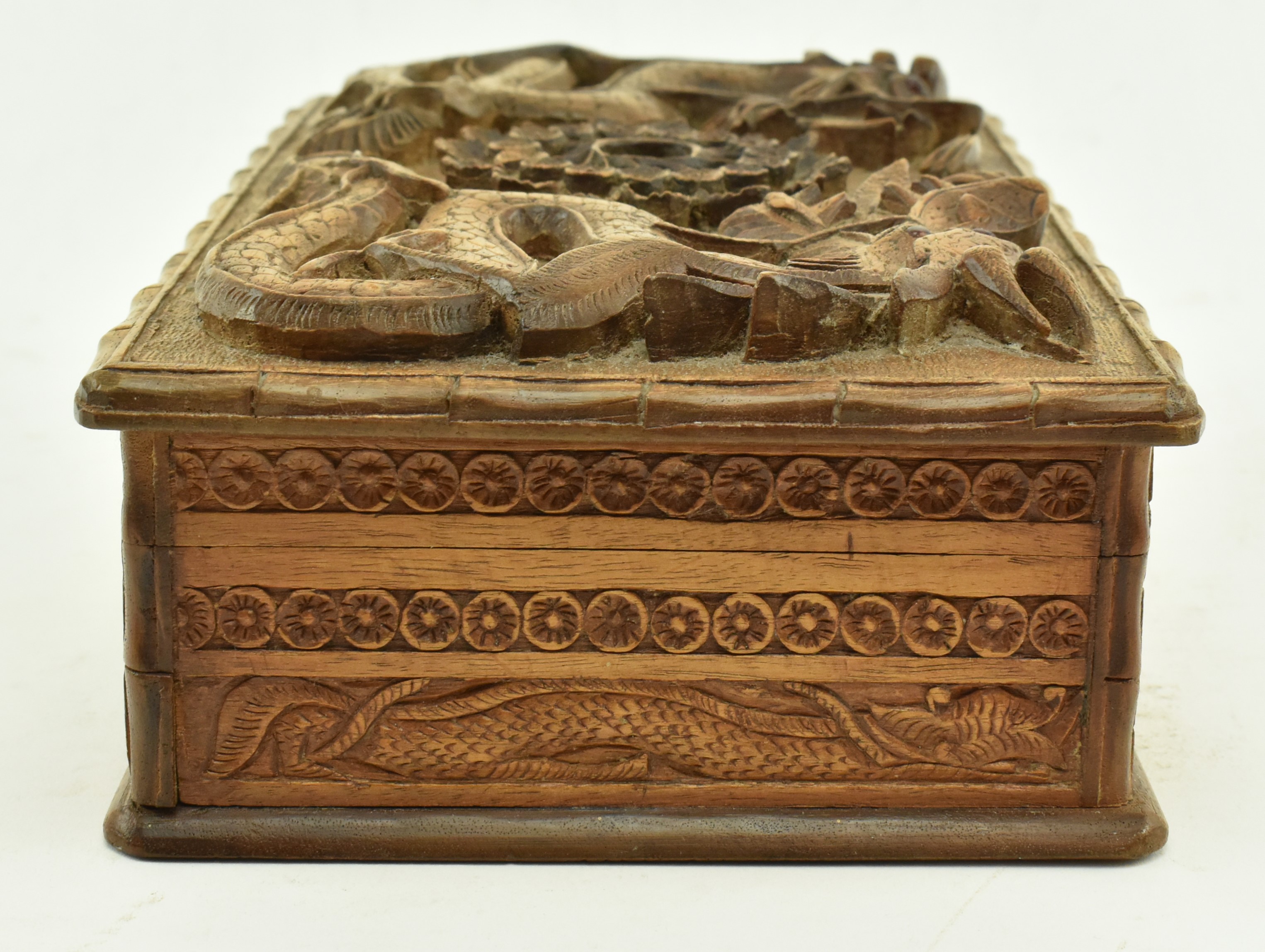 TWO HAND CARVED WOODEN BOXES - Image 9 of 10