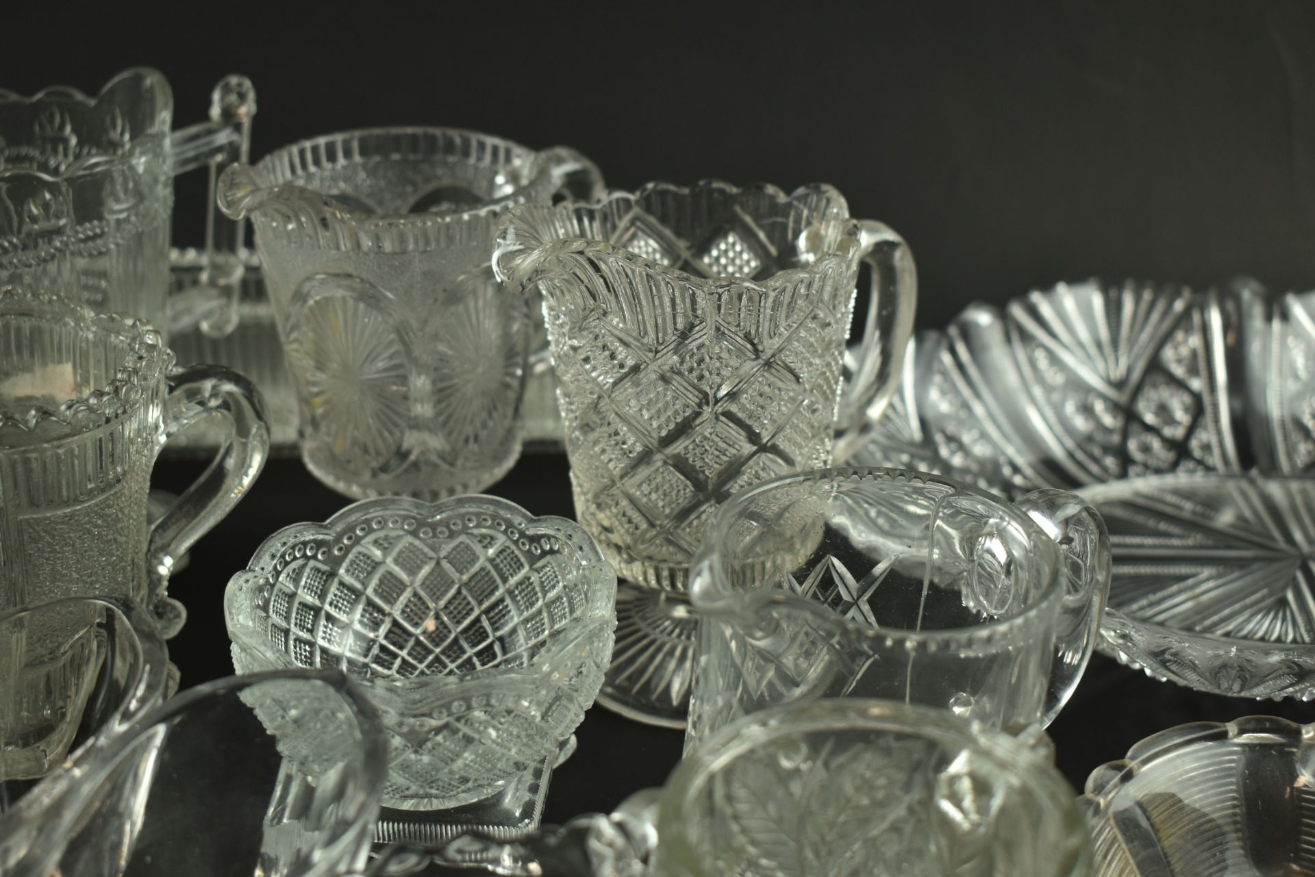 COLLECTION OF VICTORIAN & LATER PRESSED GLASS - Image 8 of 14