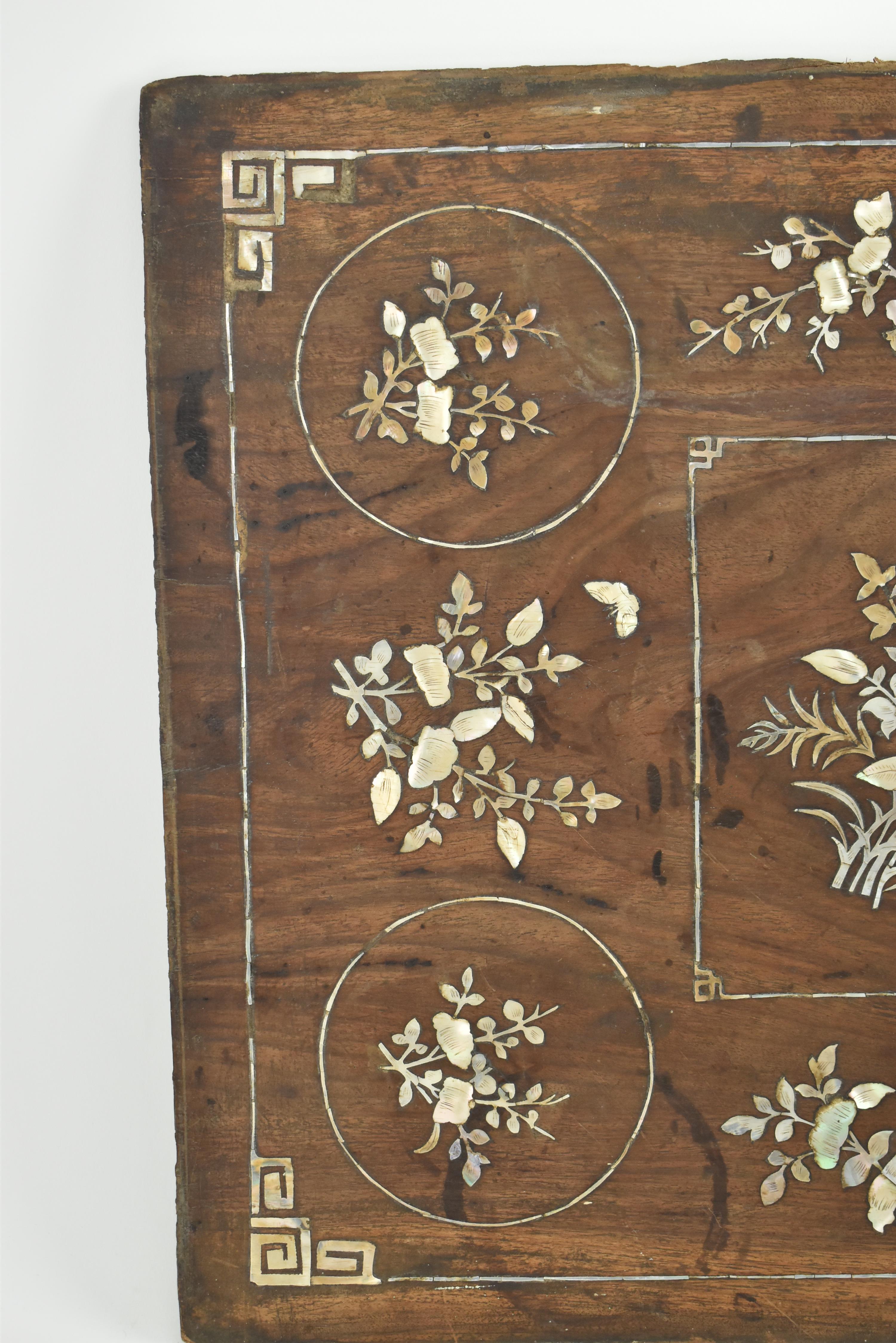 19TH CENTURY CHINESE MOTHER OF PEARL INLAID PANEL TABLETOP - Image 4 of 7