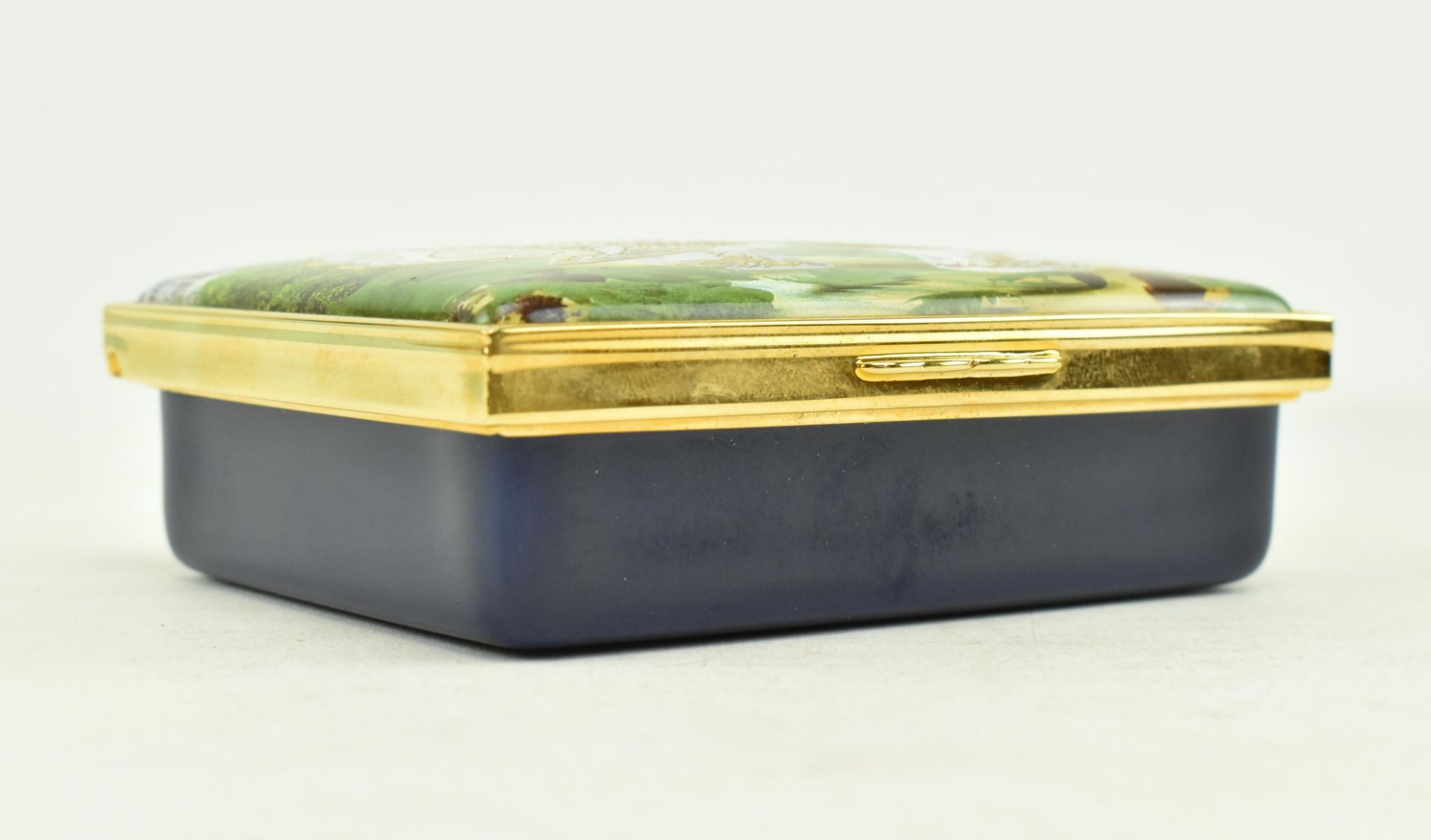 ROYAL CROWN DERBY - LIMITED EDITION HALCYON DAYS ENAMEL BOX - Image 2 of 6