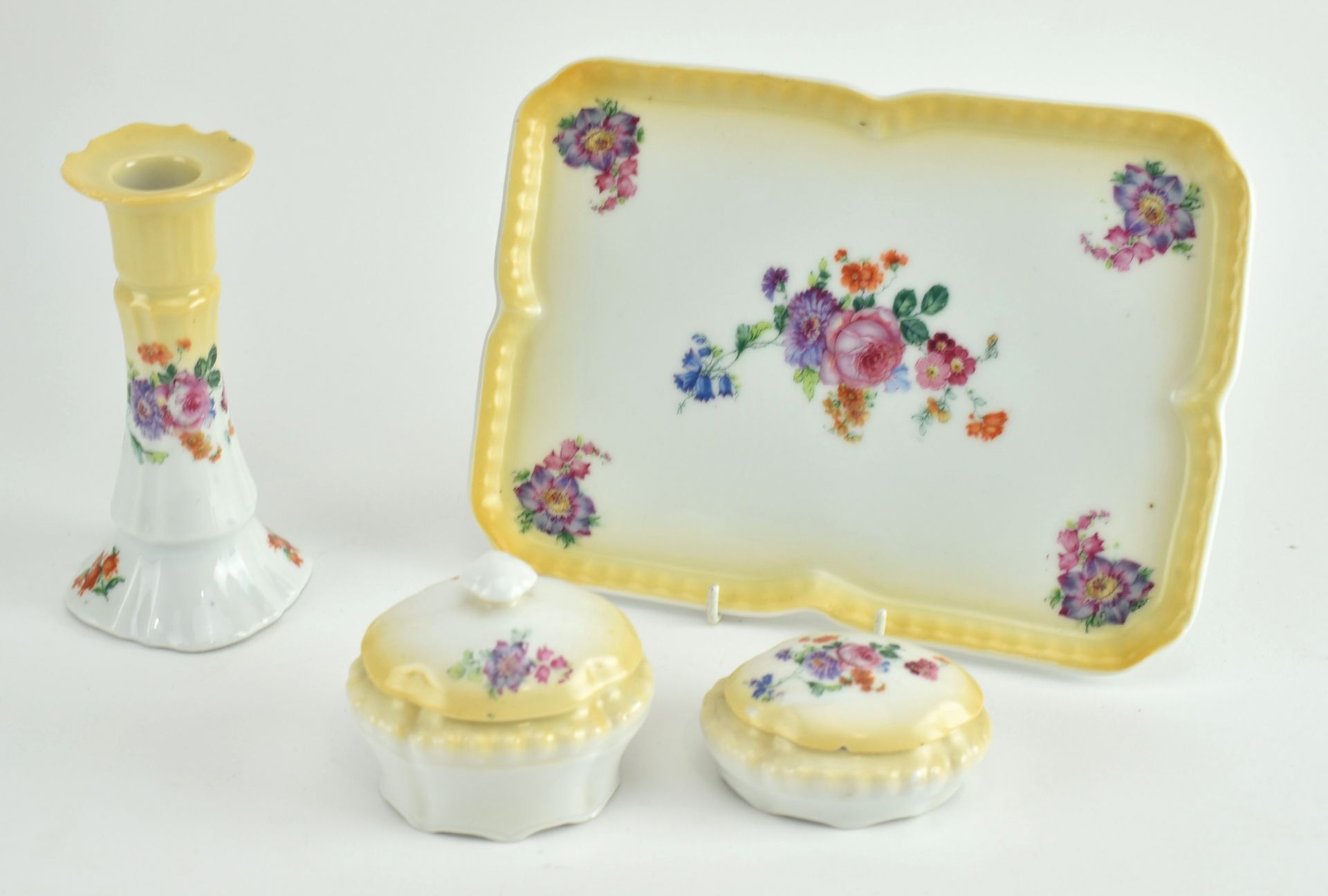 COLLECTION OF FOUR HAND PAINTED FLORAL PORCELAIN PIECES