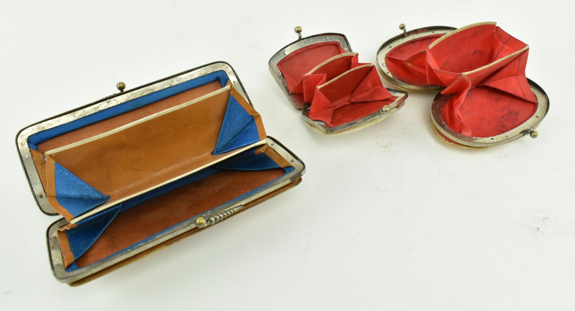 SEVEN MOTHER OF PEARL DECORATIVE TRINKET CASES - Image 9 of 9