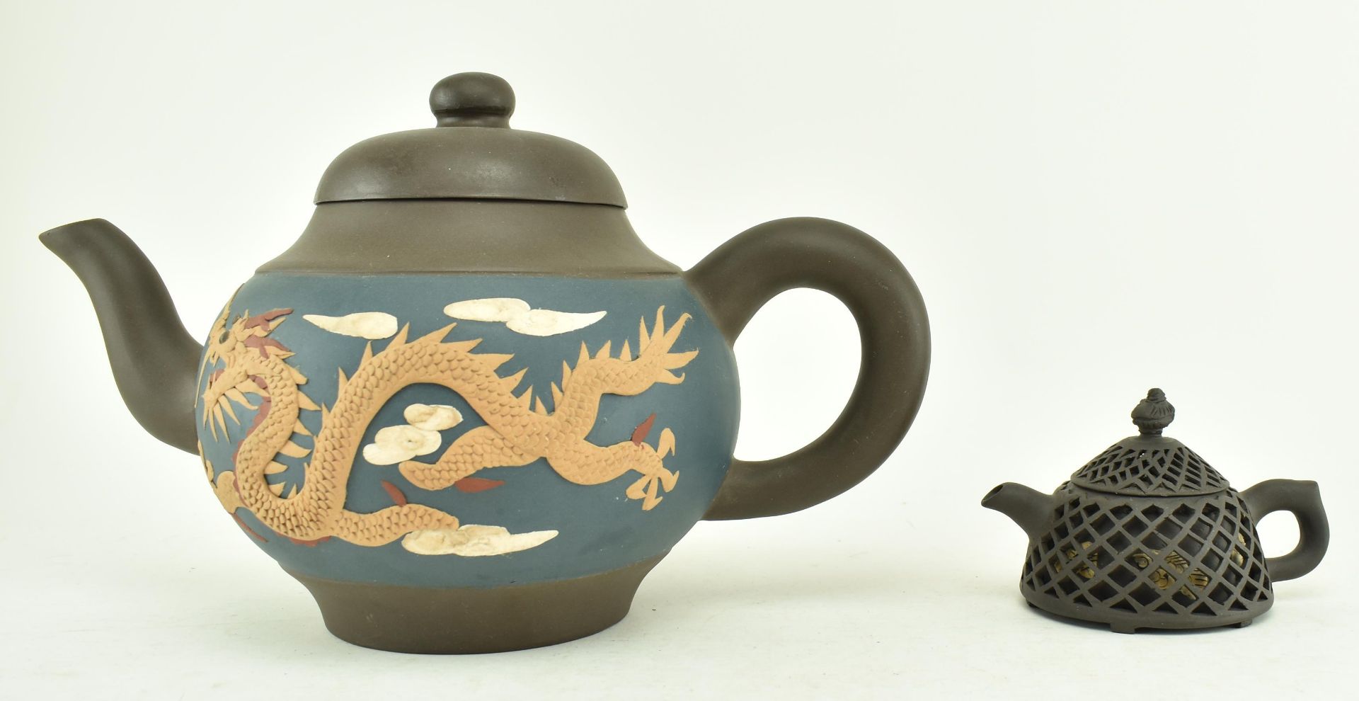 TWO 20TH CENTURY VINTAGE CHINESE ZISHA TEAPOTS