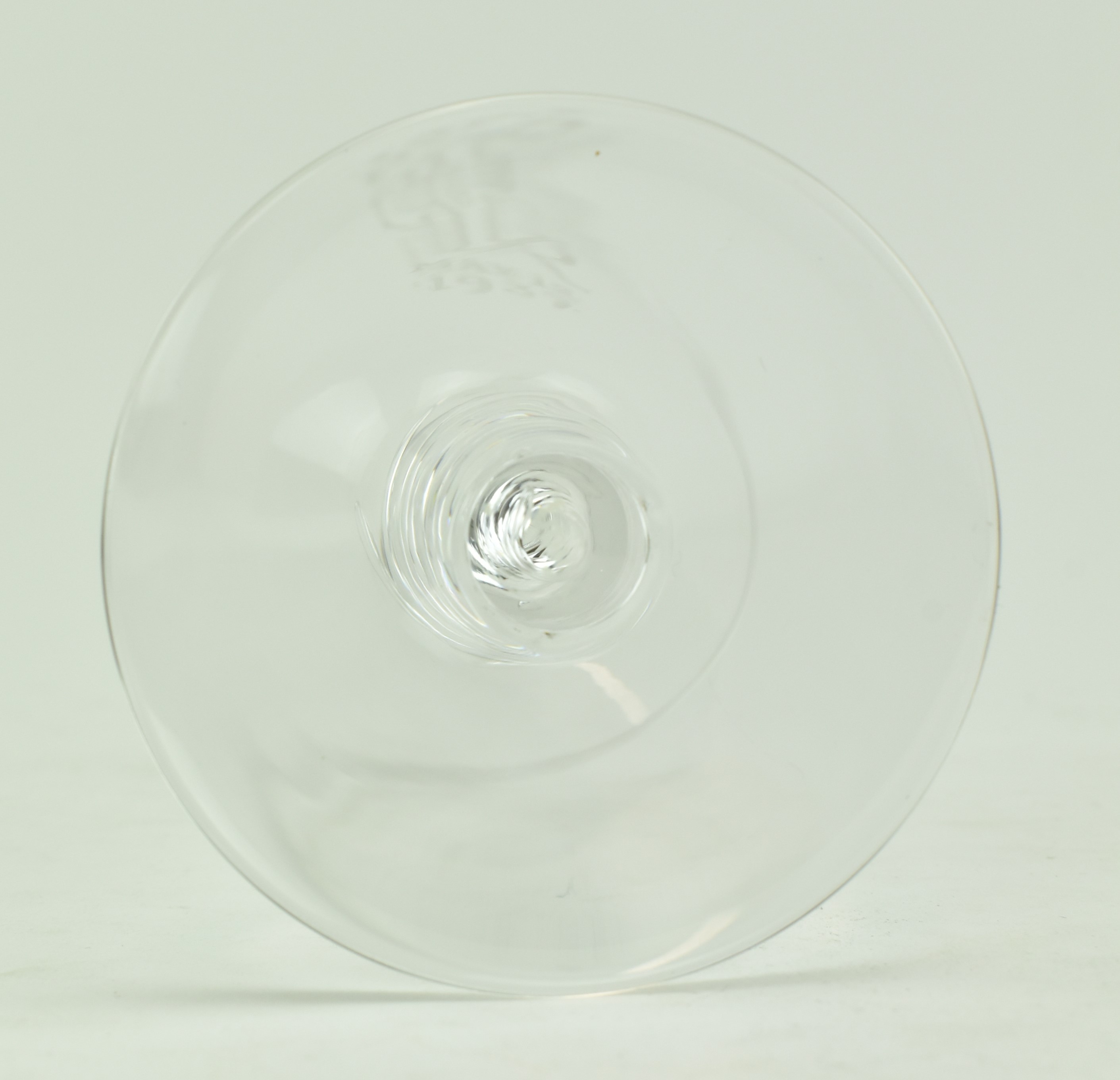 STUART GLASS - 1937 COMMEMORATIVE ETCHED GLASS CHALICE - Image 6 of 7