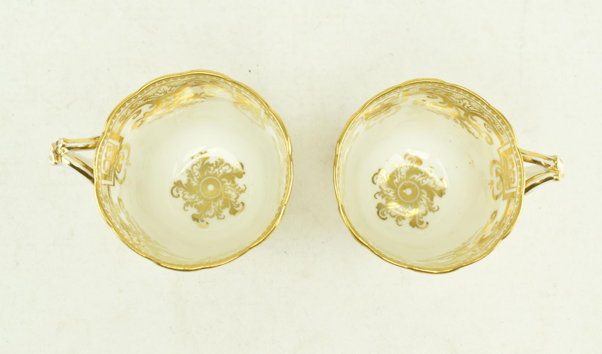 TWO MID 19TH CENTURY RIDGWAY PORCELAIN TEA CUPS WITH HANDLE - Image 3 of 4