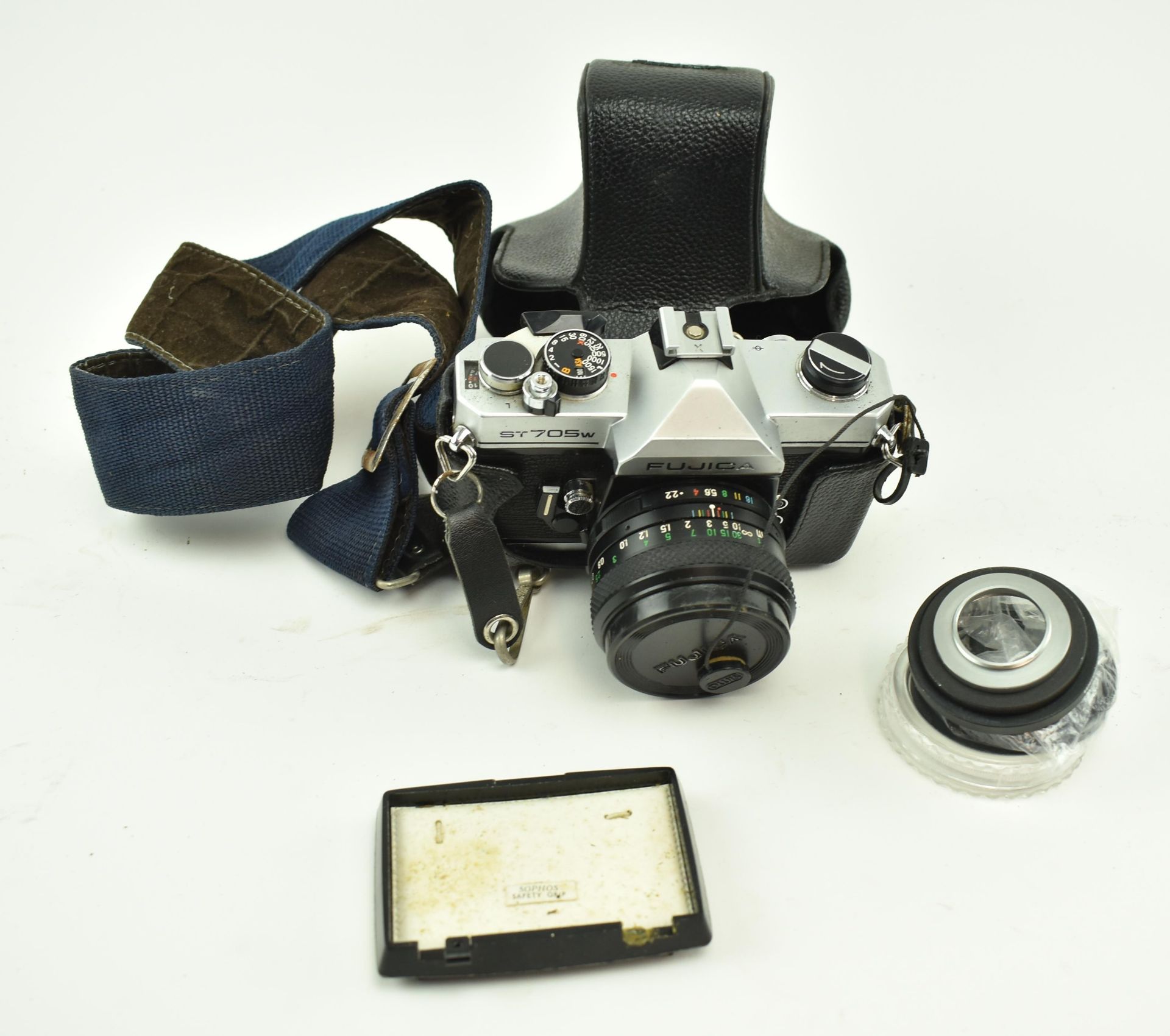 COLLECTION OF VINTAGE CAMERAS, CAMERA LENSES ETC - Bild 4 aus 5