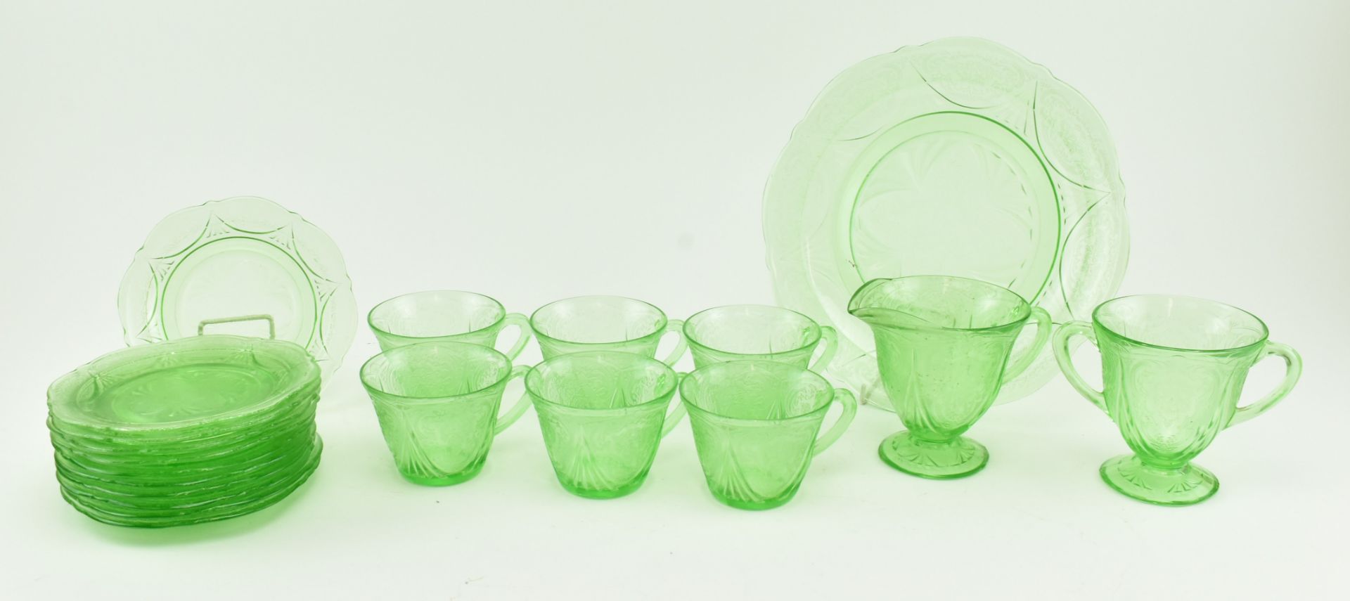 VINTAGE URANIUM GLASS TEA SET, POURING JUG AND SERVING PLATE - Image 2 of 11