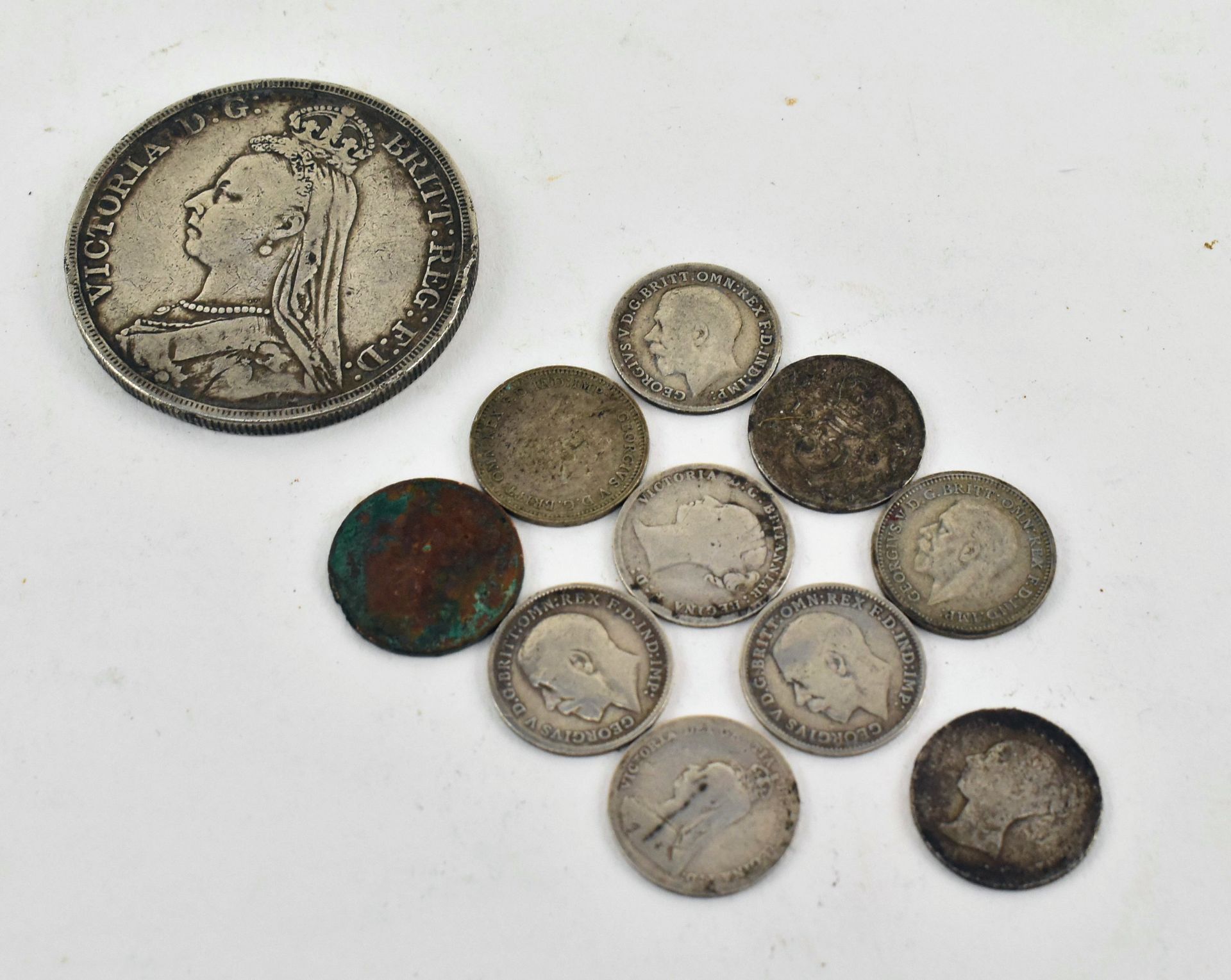 COLLECTION OF VICTORIAN & LATER SILVER COINS