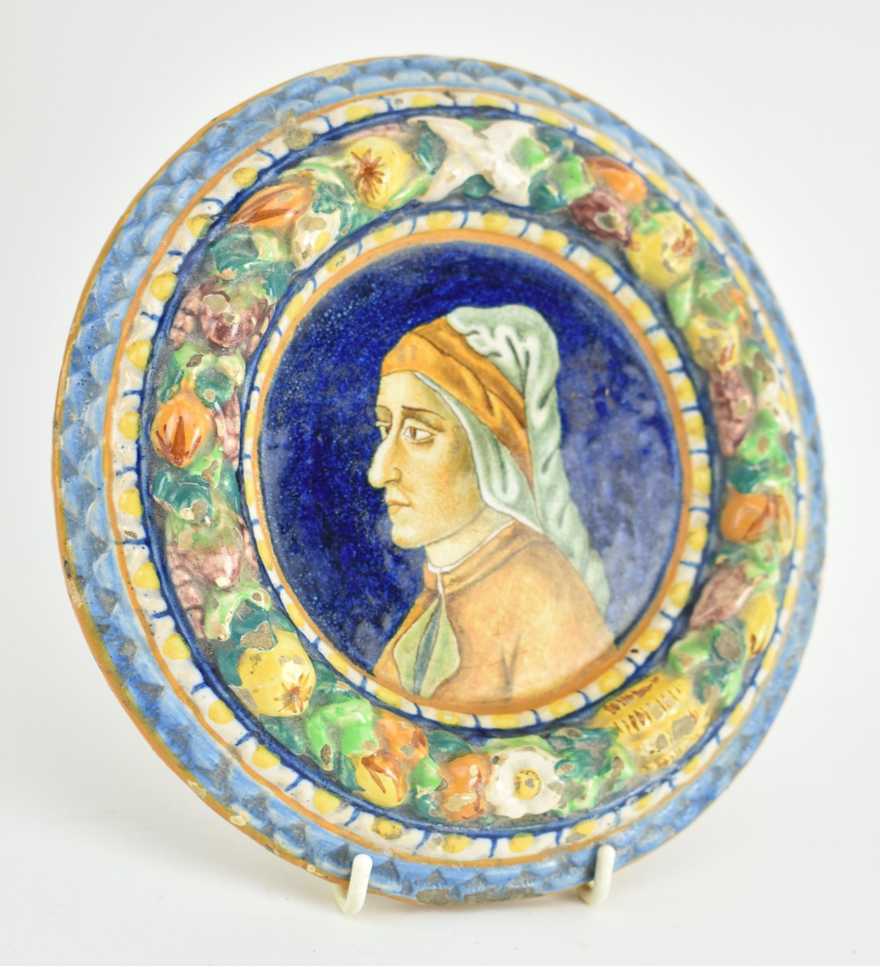 ITALIAN HAND PAINTED PORTRAIT OF A LADY CERAMIC WALL PLATE