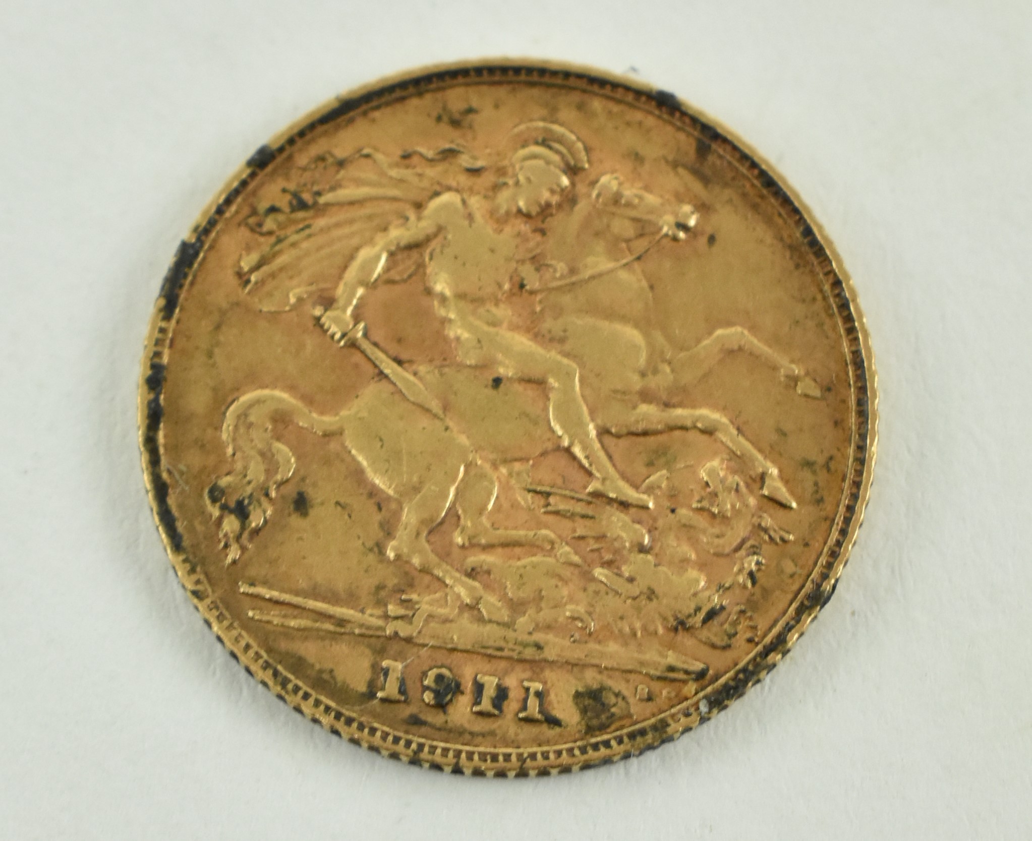 1911 GEORGE V HALF GOLD SOVEREIGN - Image 2 of 3