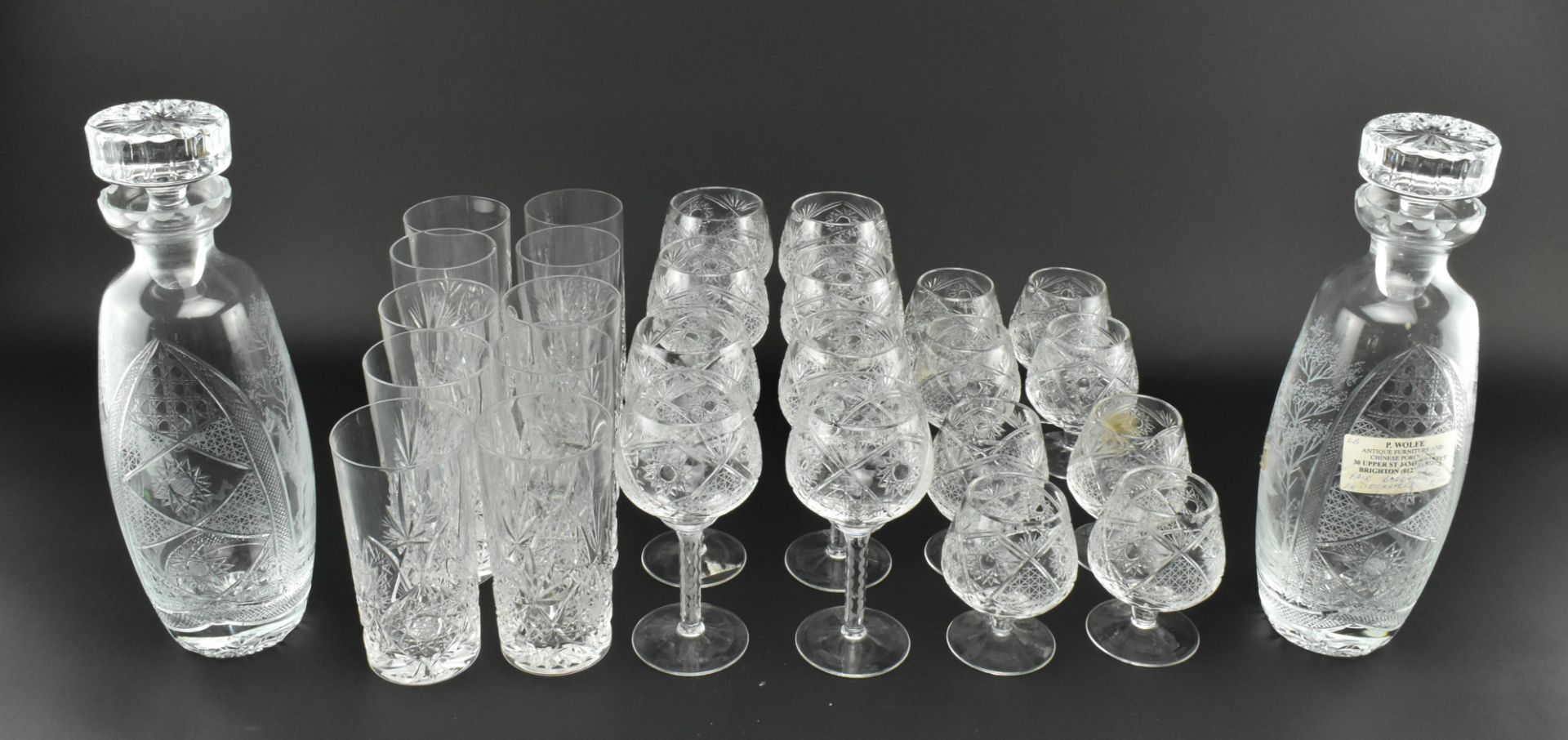 COLLECTION OF BOHEMIAN STYLE CUT GLASS INCL. PAIR DECANTERS - Bild 2 aus 8