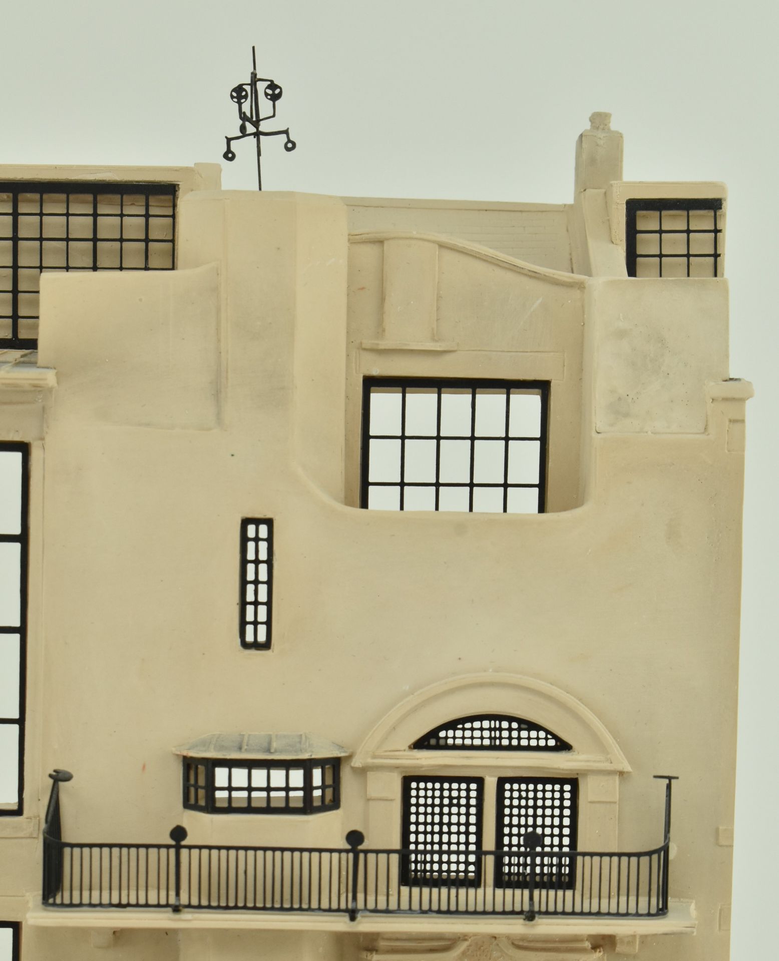 TIMOTHY RICHARDS - GLASGOW SCHOOL OF ART, RENNIE MACKINTOSH - Image 3 of 14