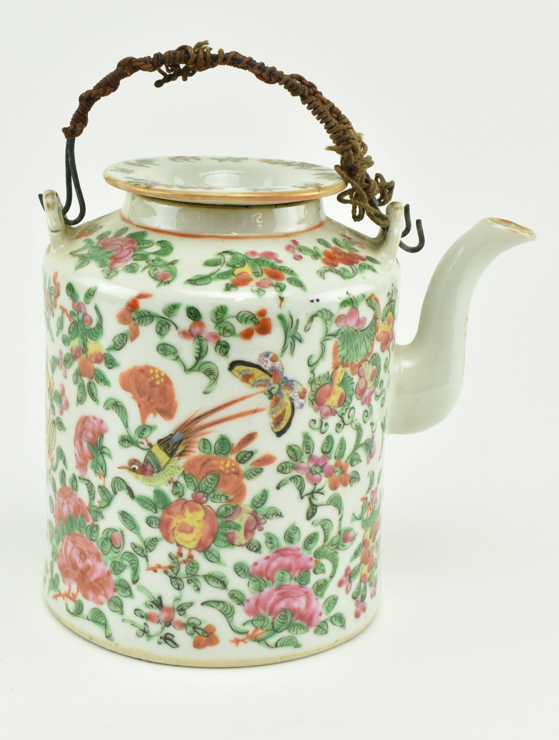 20TH CENTURY FAMILLE ROSE FLOWERS AND BIRDS HANDLED TEAPOT - Image 4 of 5