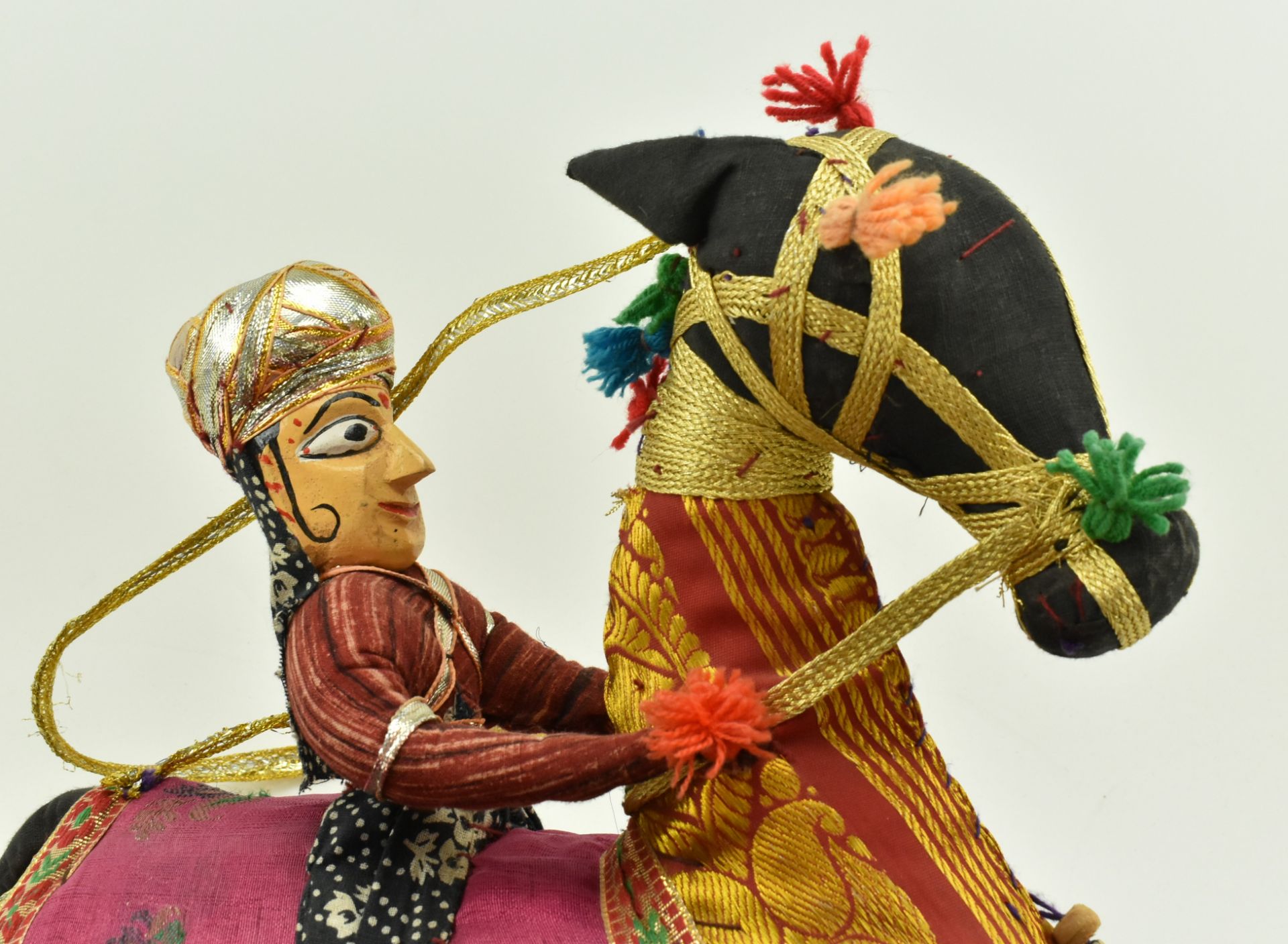 VINTAGE INDIAN KATHPUTLI MOBILE CLOTH HORSE RIDING DOLL - Image 3 of 5