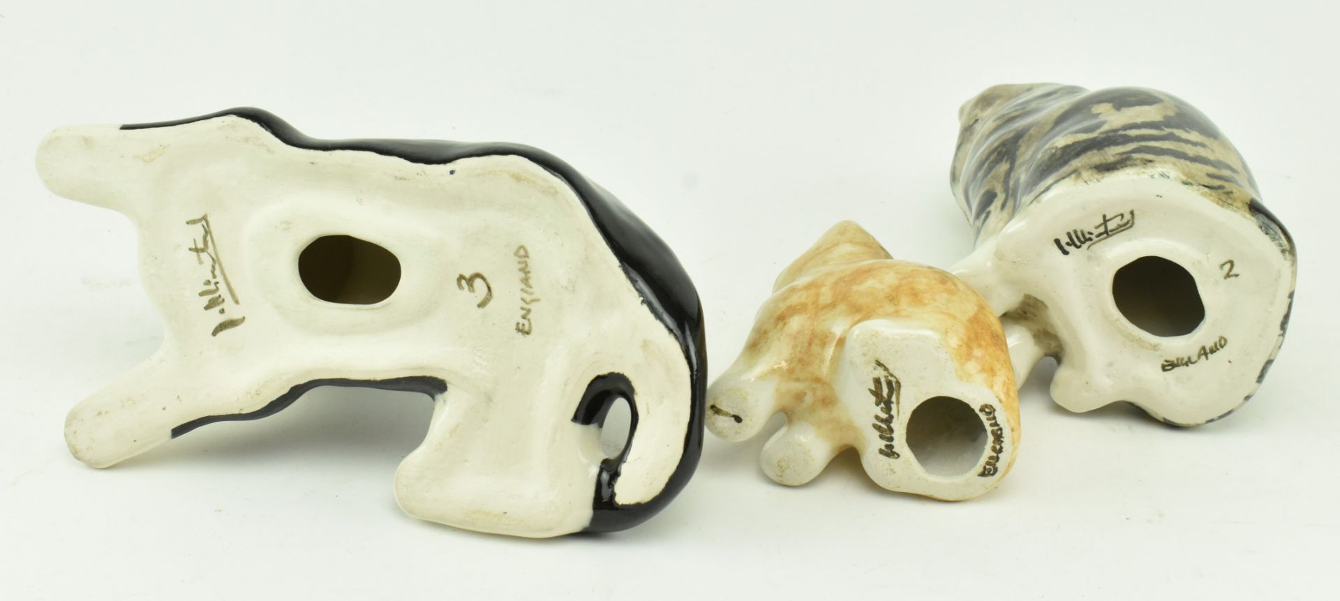 FIVE WINSTANLEY CERAMIC CATS WITH GLASS EYES - Image 9 of 10