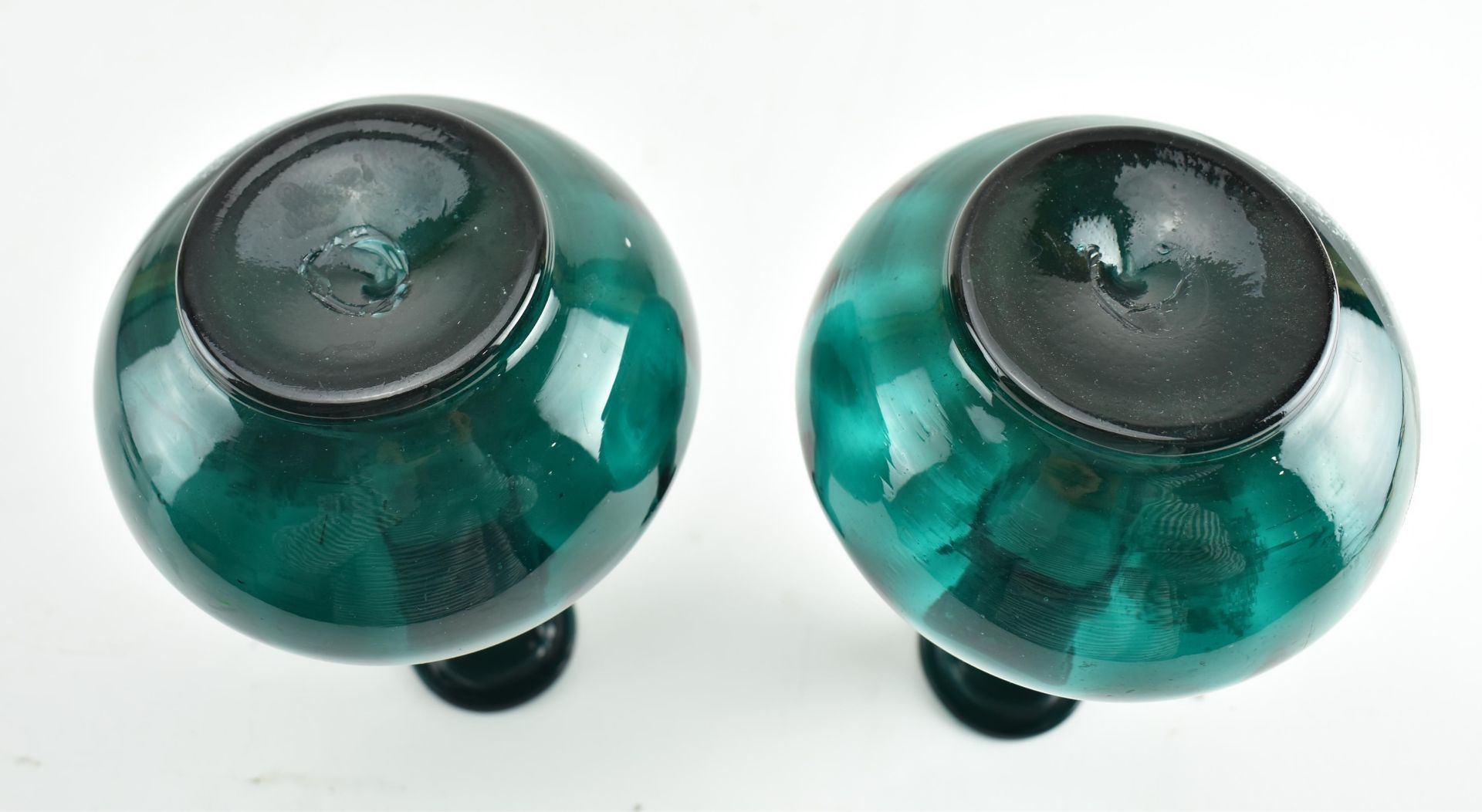 PAIR OF VICTORIAN MARY GREGORY GREEN FLUTED GLASS VASES - Image 6 of 6