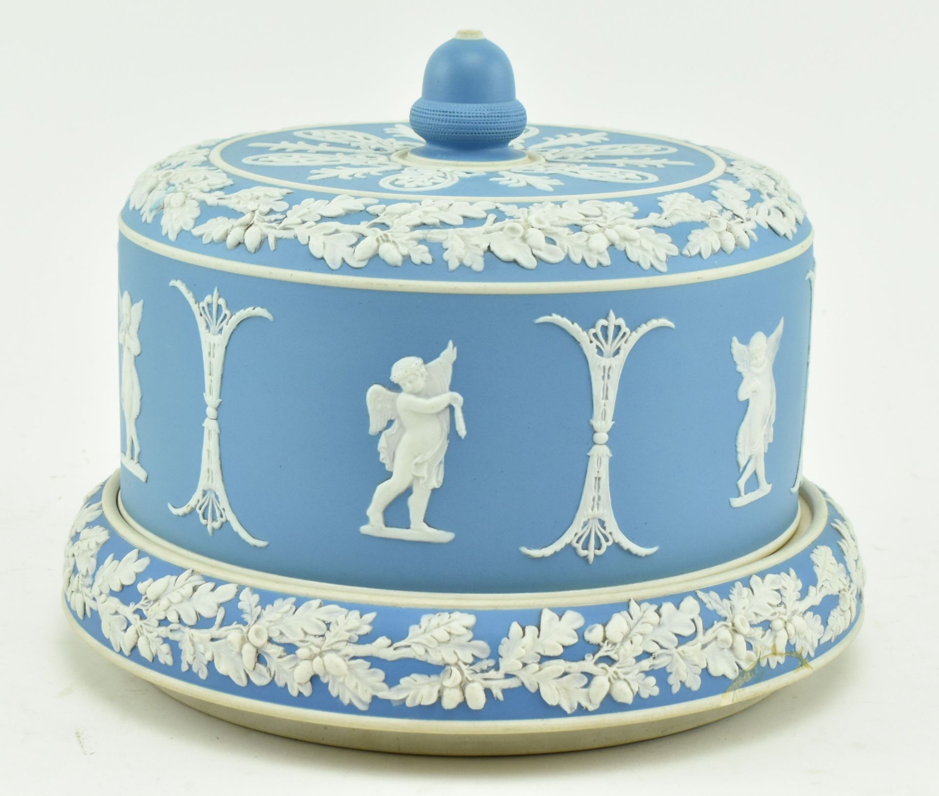 VICTORIAN WEDGWOOD JASPERWARE CHEESE DOME AND STAND